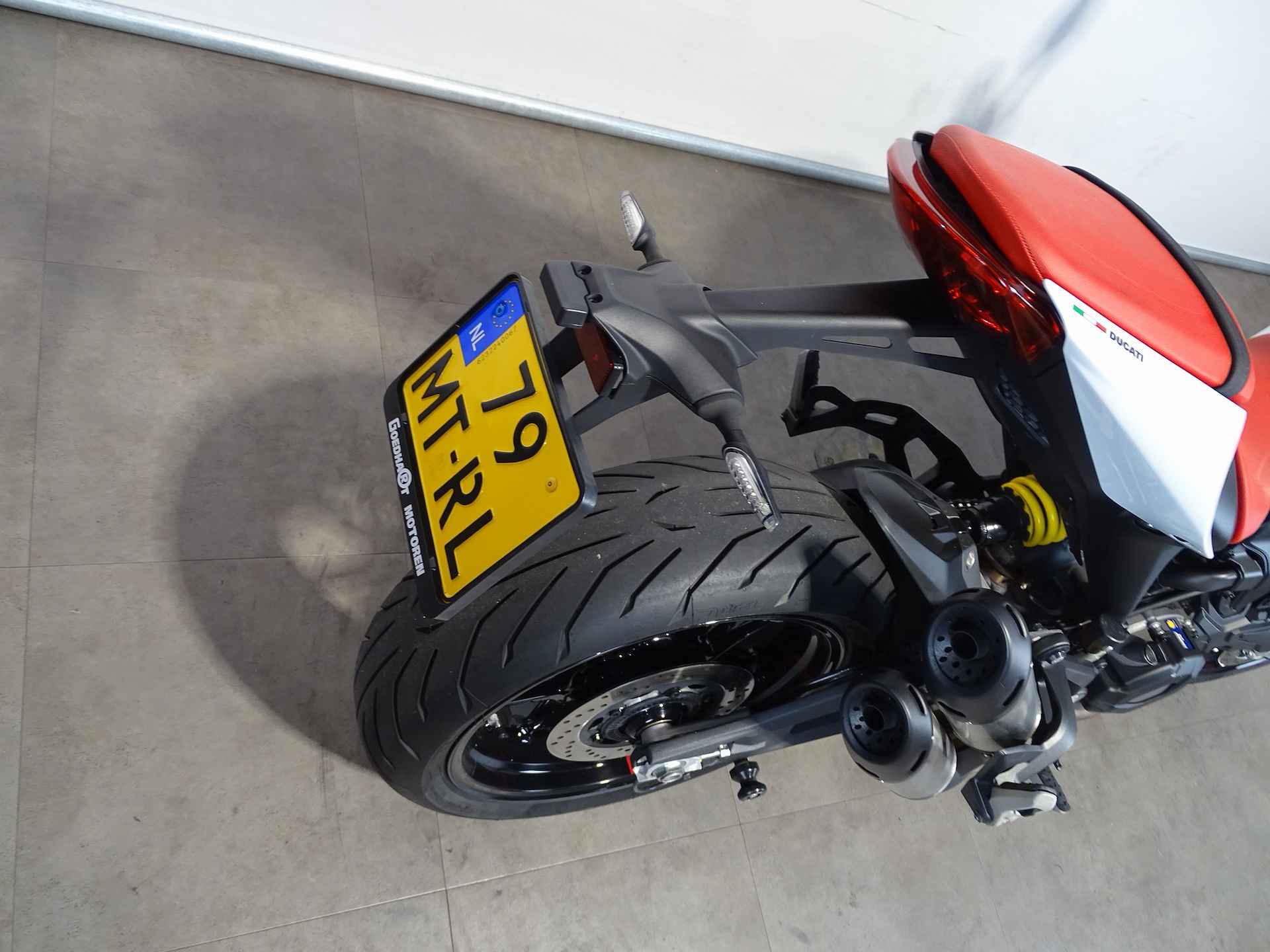 Ducati MONSTER - 6/10