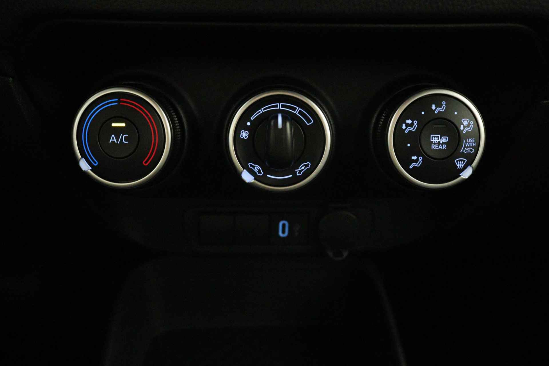 Toyota Aygo X 1.0 VVT-i MT play Automaat | Apple Carplay | Android Auto | Achteruitrijcamera | 10 Jaar Garantie | - 17/40