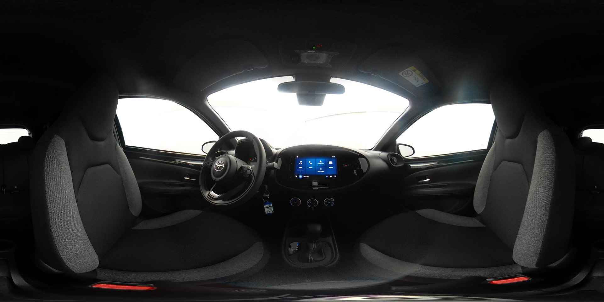 Toyota Aygo X 1.0 VVT-i MT play Automaat | Apple Carplay | Android Auto | Achteruitrijcamera | 10 Jaar Garantie | - 35/40