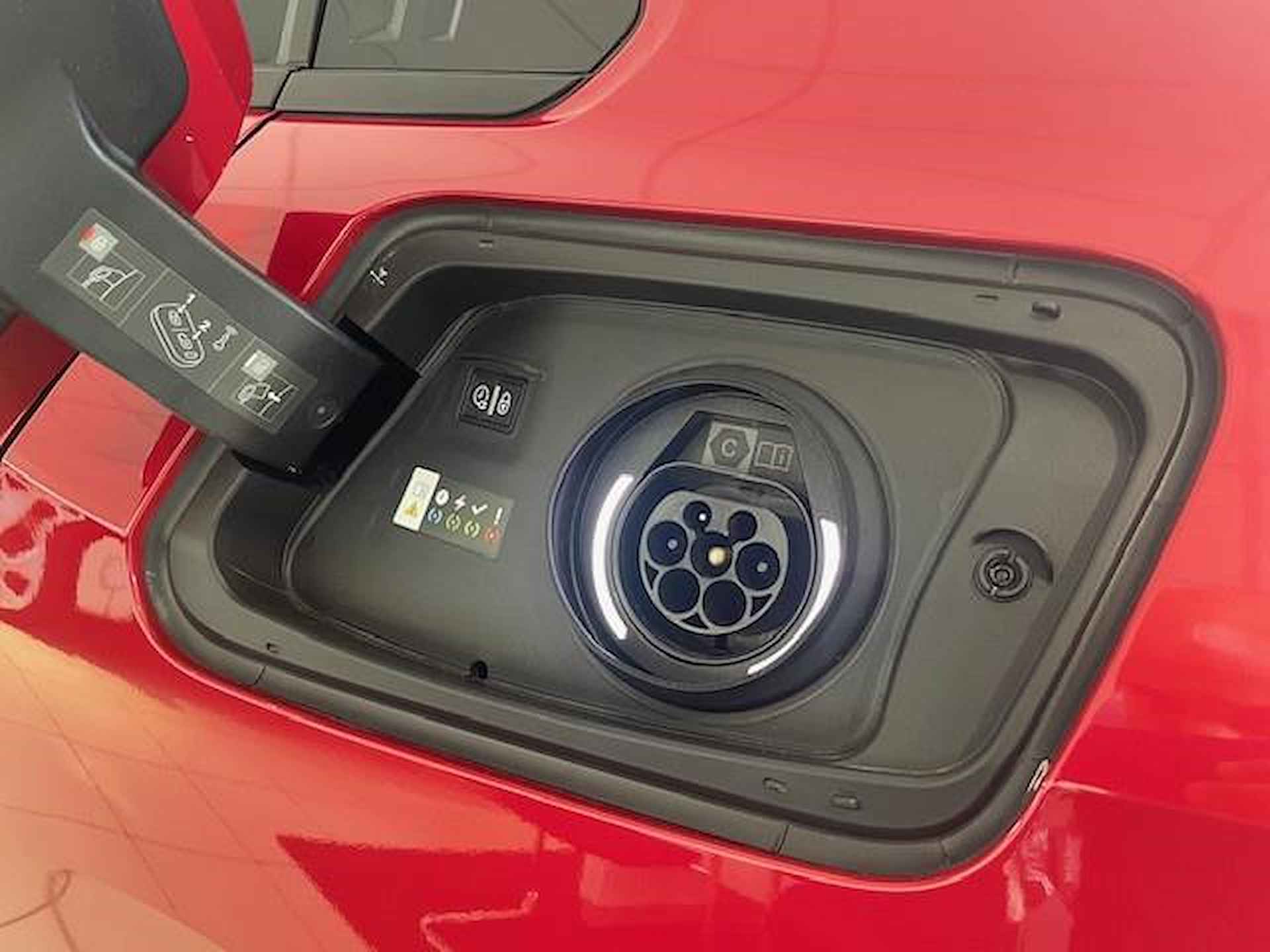 Opel Astra 1.6 Plug In Hybrid Business Elegance Navi | 360° Camera | Clima | Schuif-/Kanteldak | Stoel-/stuurverwarming | Plug In Hybrid | Afneembare trekhaak - 11/39