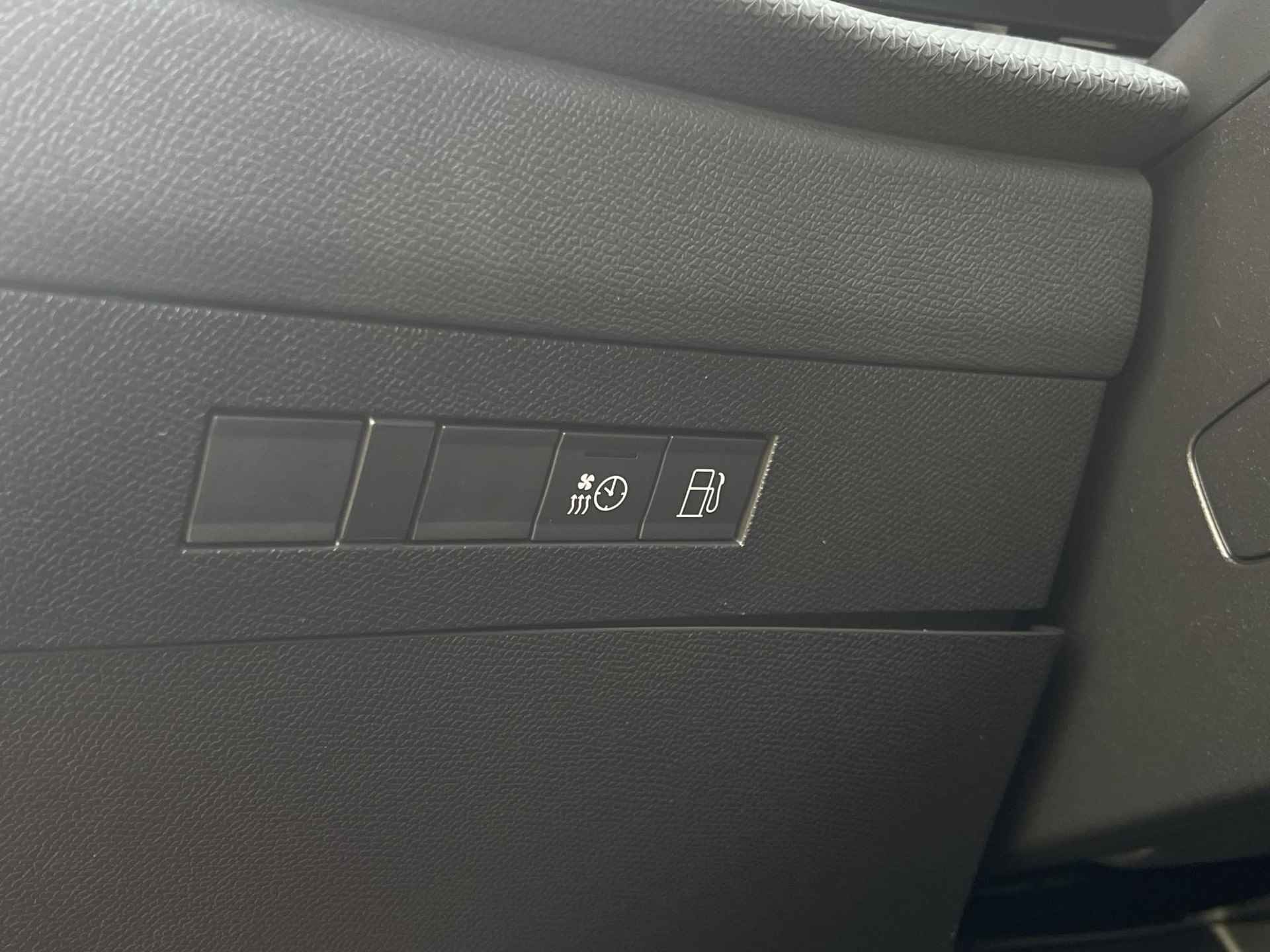 Opel Astra 1.6 Plug In Hybrid Business Elegance Navi | 360° Camera | Clima | Schuif-/Kanteldak | Stoel-/stuurverwarming | Plug In Hybrid | Afneembare trekhaak - 37/39