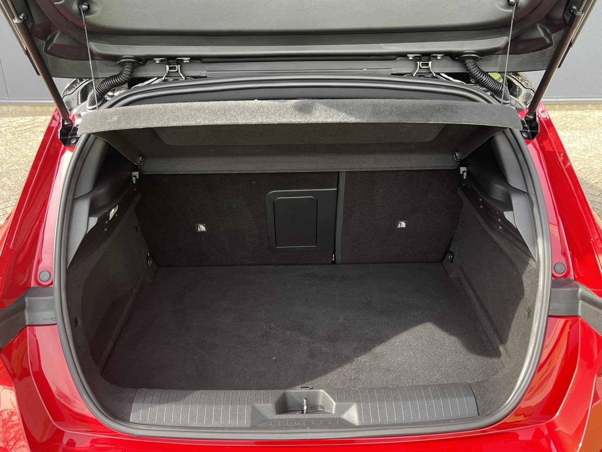 Opel Astra 1.6 Plug In Hybrid Business Elegance Navi | 360° Camera | Clima | Schuif-/Kanteldak | Stoel-/stuurverwarming | Plug In Hybrid | Afneembare trekhaak - 38/39