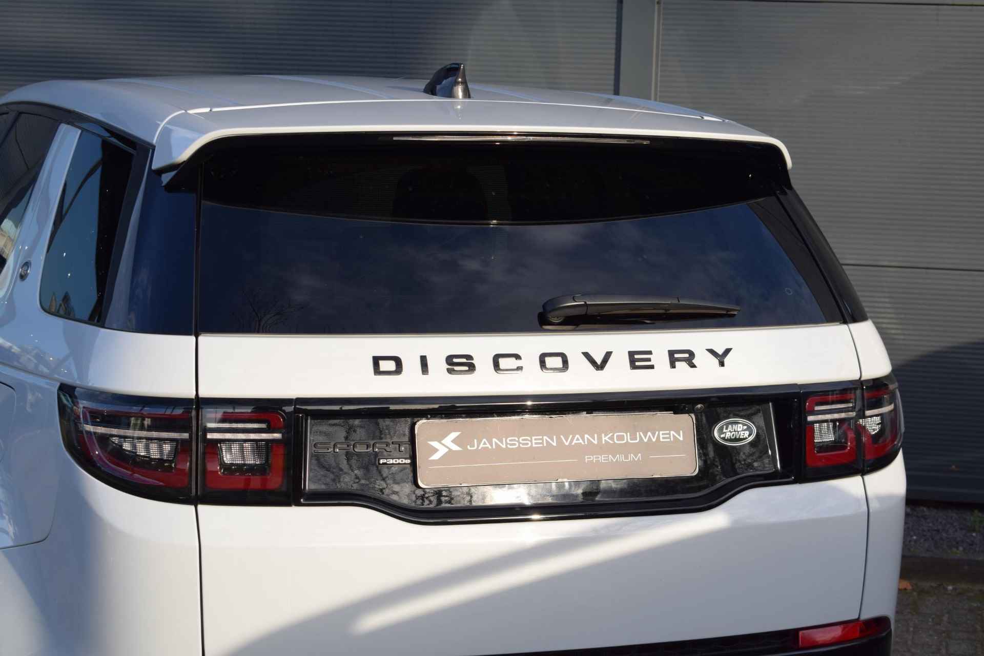 Land Rover Discovery Sport P300e R-Dynamic S / Trekhaak / Meridian / Stoel/Stuurverwarming - 35/60