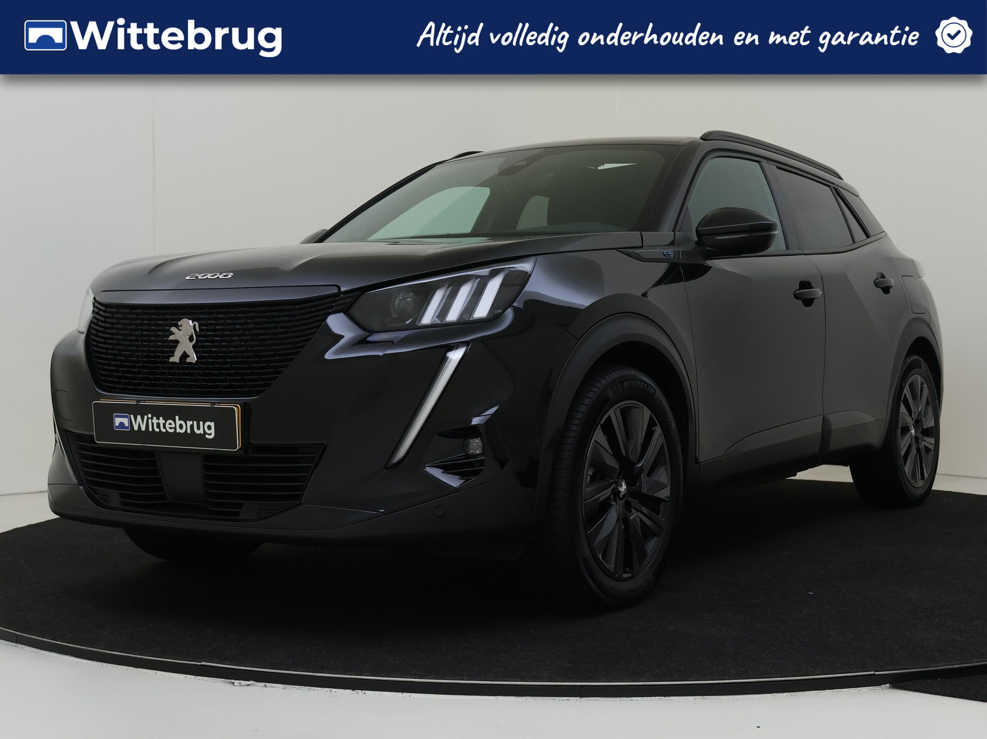 Peugeot e-2008 EV GT Pack 50 kWh | Schuif-kantel dak | Keyless Entry | 18 Inch | Navigatie |