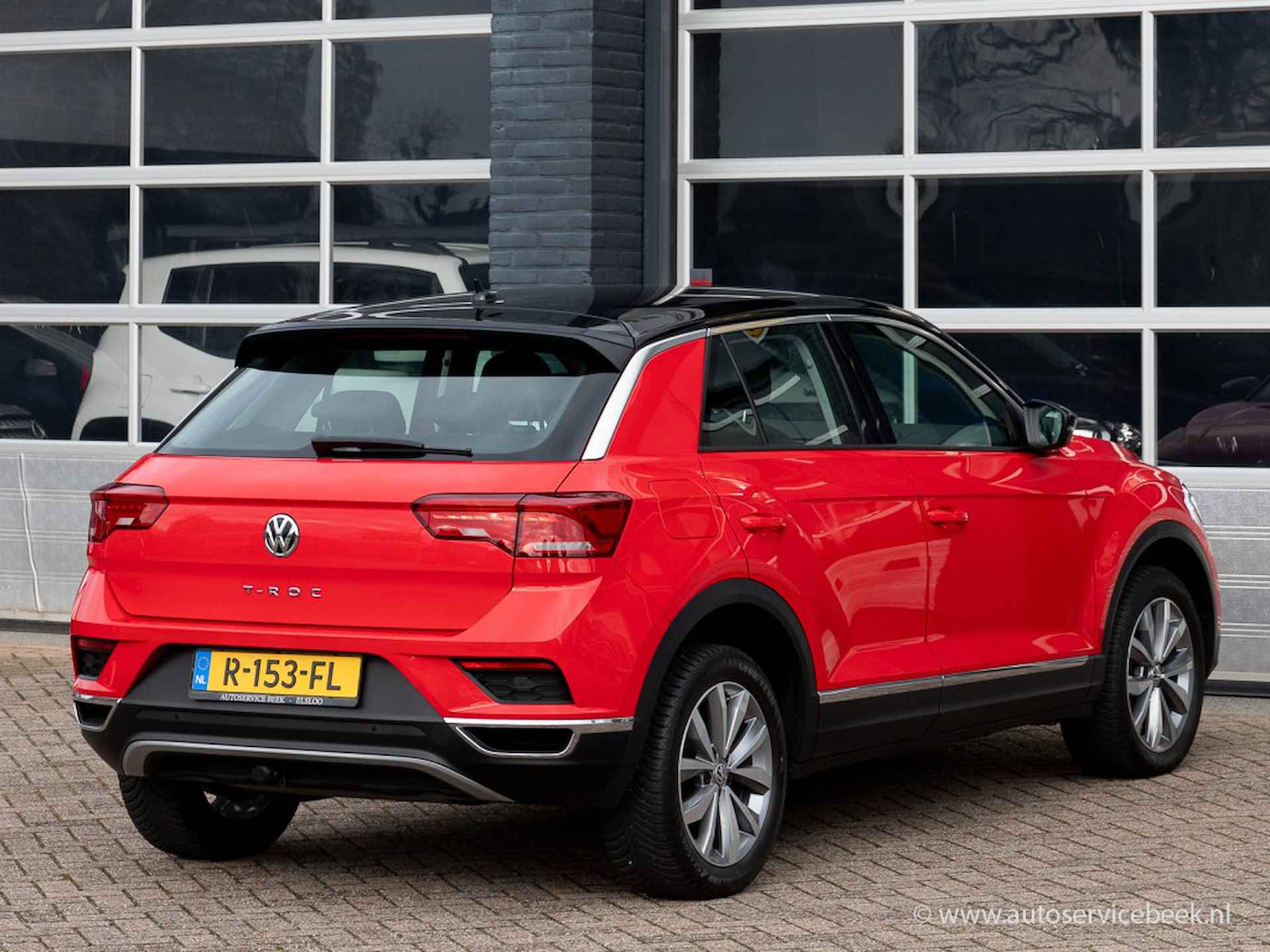 VOLKSWAGEN T-roc 1.5 TSI style, navigatie,trekhaak, 2 tone, virtual cockpit - 4/29