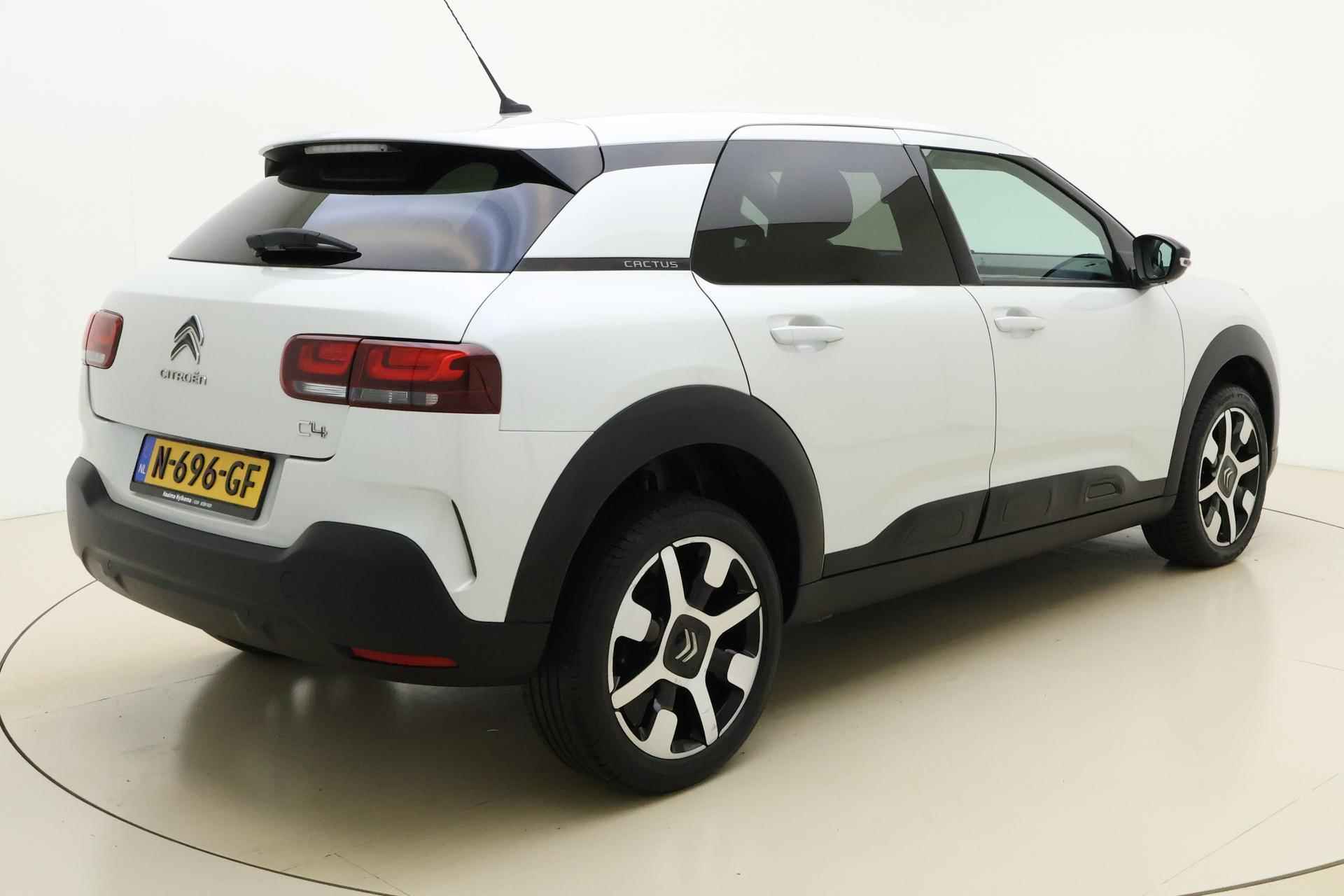 Citroen C4 Cactus 1.2 PureTech Shine Plus | 110PK | Keyless Entree | Navigatie| Parkeer Camera  | Parkeer Sensoren Voor & Achter | Climate Control | Cruise Control | Arm Steun | - 3/30