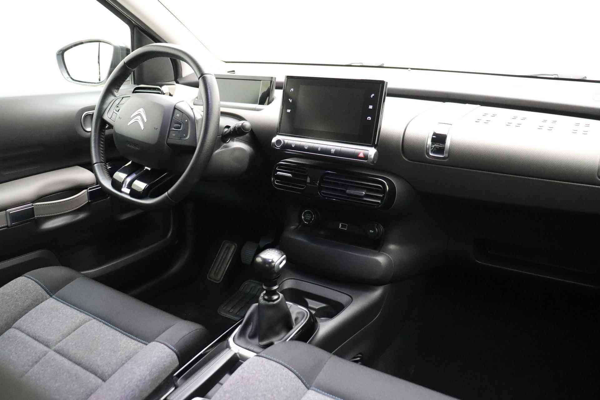 Citroen C4 Cactus 1.2 PureTech Shine Plus | 110PK | Keyless Entree | Navigatie| Parkeer Camera  | Parkeer Sensoren Voor & Achter | Climate Control | Cruise Control | Arm Steun | - 4/30