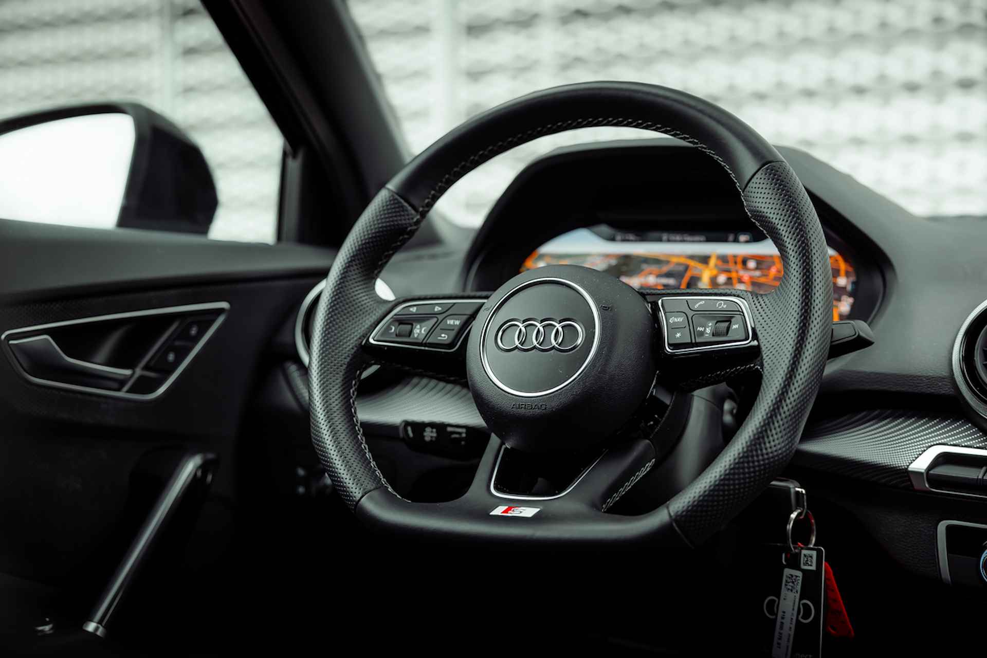Audi Q2 35 TFSI 150pk s-tronic S Edition | SONOS | Optiek zwart | Elektr kofferdeksel | 18" LM velgen | Matrix - 26/34