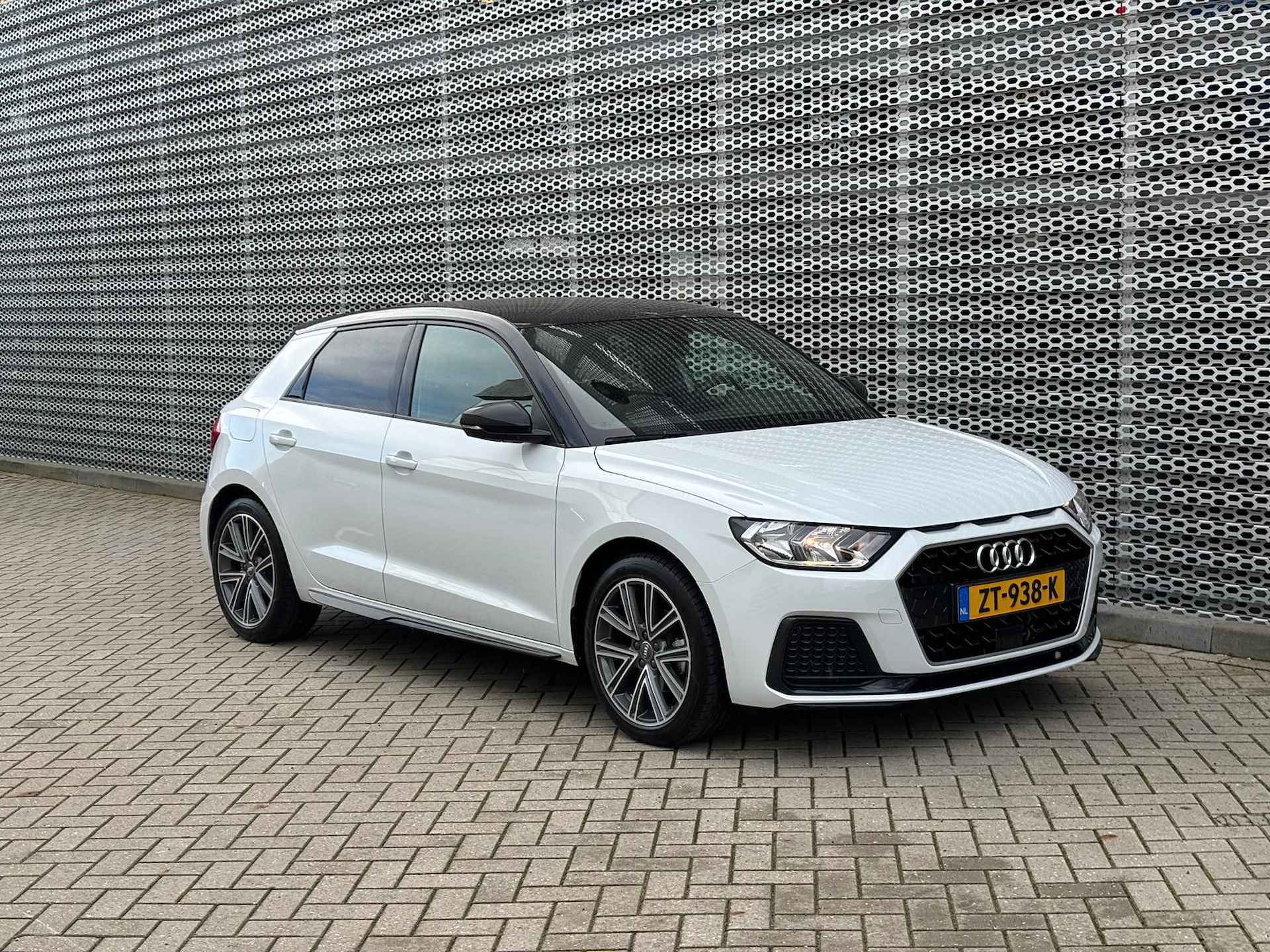 Audi A1 Sportback 30 TFSI 115pk DSG epic / Zwart Dak / App-Connect / PDC Achter / 17" LMV P4 - 17/22