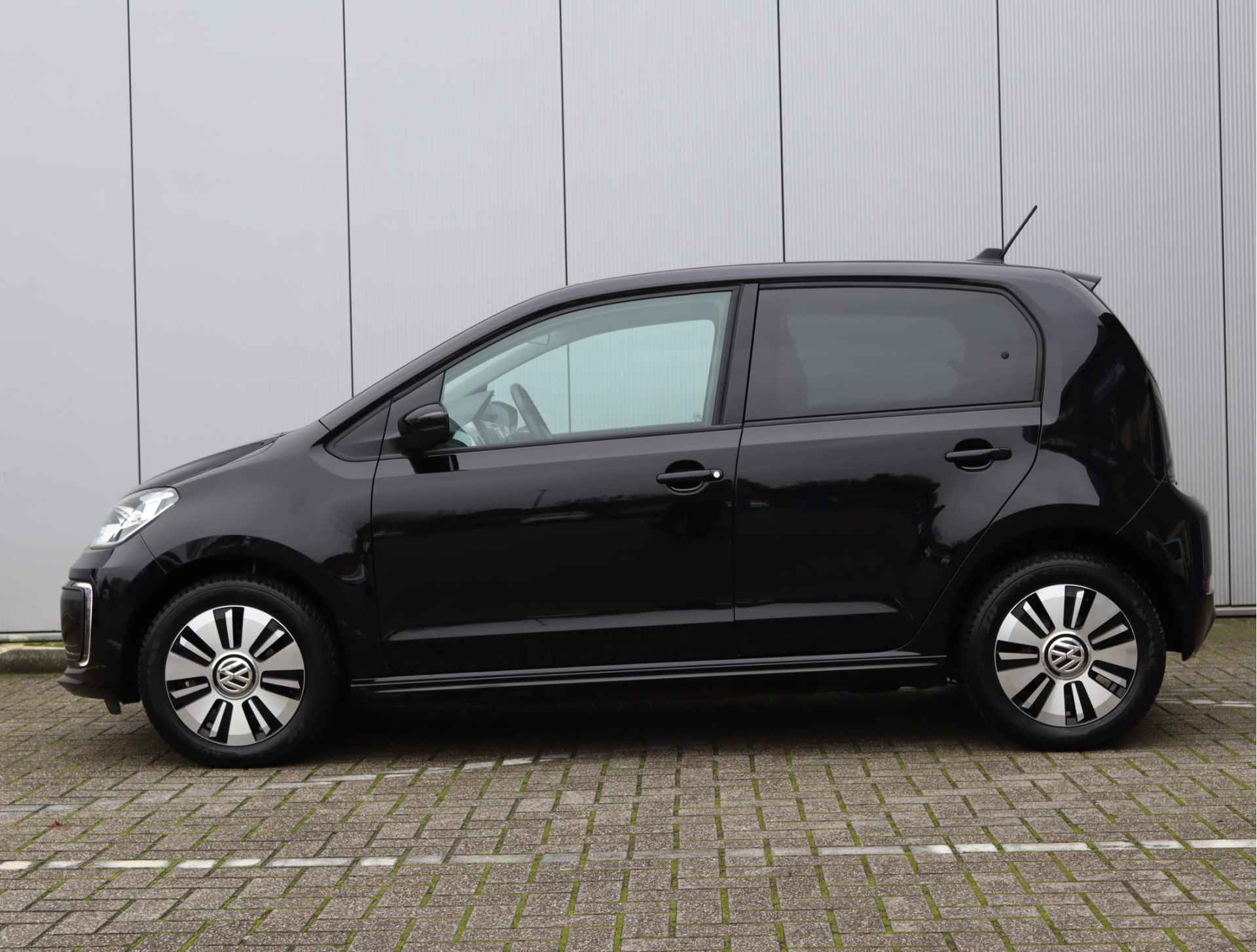 Volkswagen e-Up! | € 2.000 subsidie | Navi by app | Stoelverwarming - 15/60