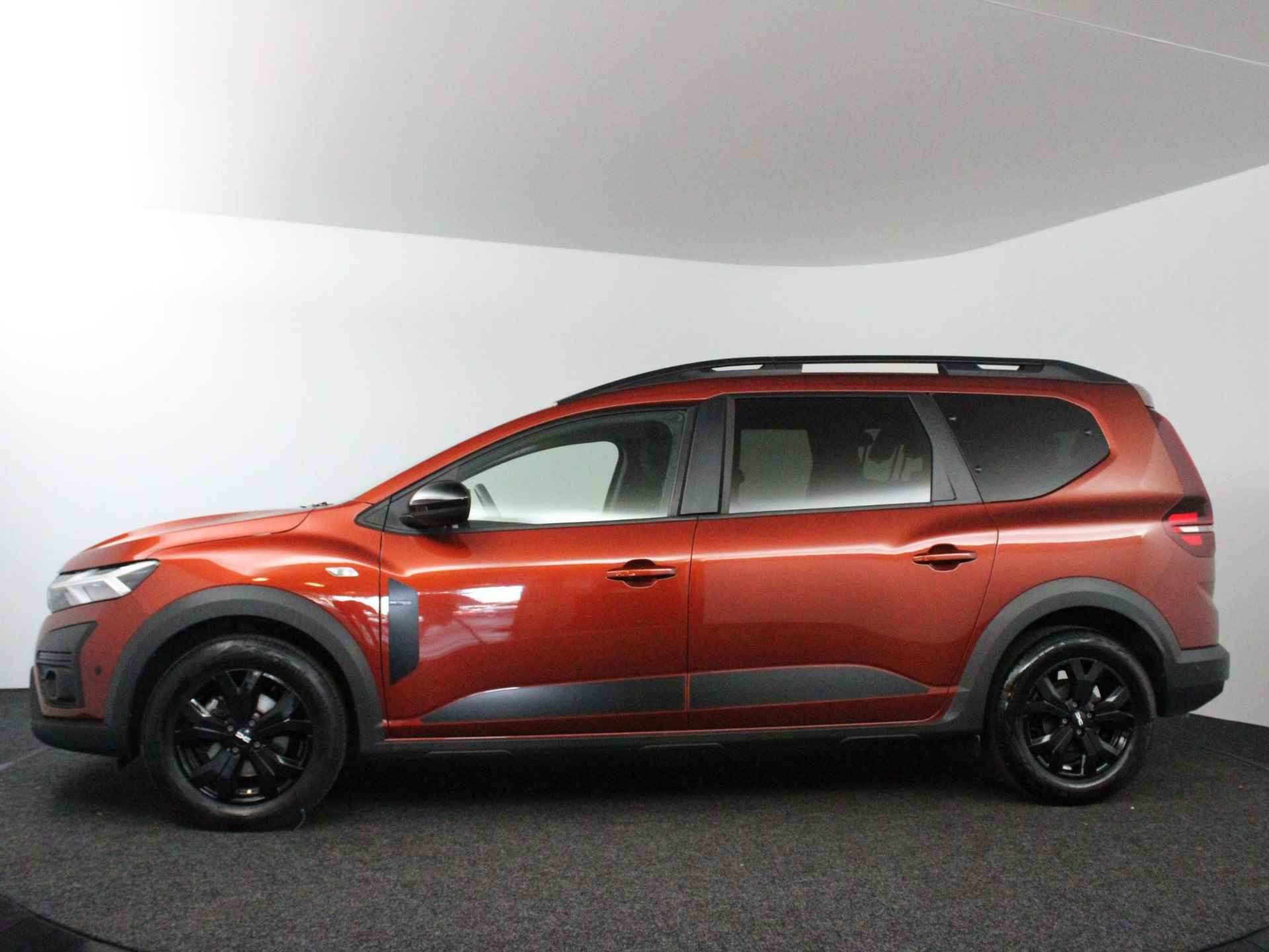 Dacia Jogger 1.0 TCe 110 Extreme 7p. | 1e eigenaar + dealer onderhouden! | Navi | Clima | Cruise | PDC V+A + Camera | Apple Carplay/Android Auto - 9/45