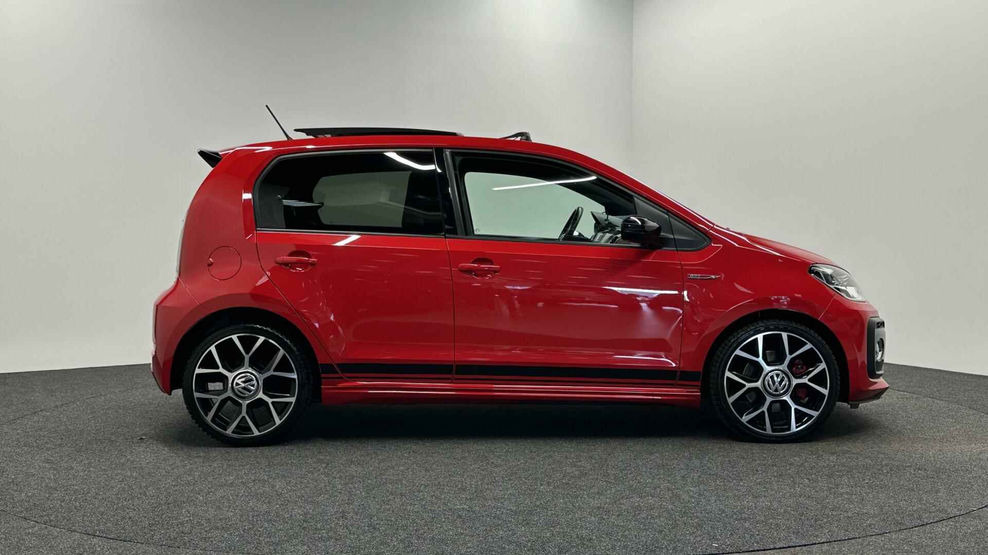 Volkswagen Up! 1.0 TSI GTI|Schuif/Kantel dak|Camera|Airco|Cruise|6-Bak| - 10/34