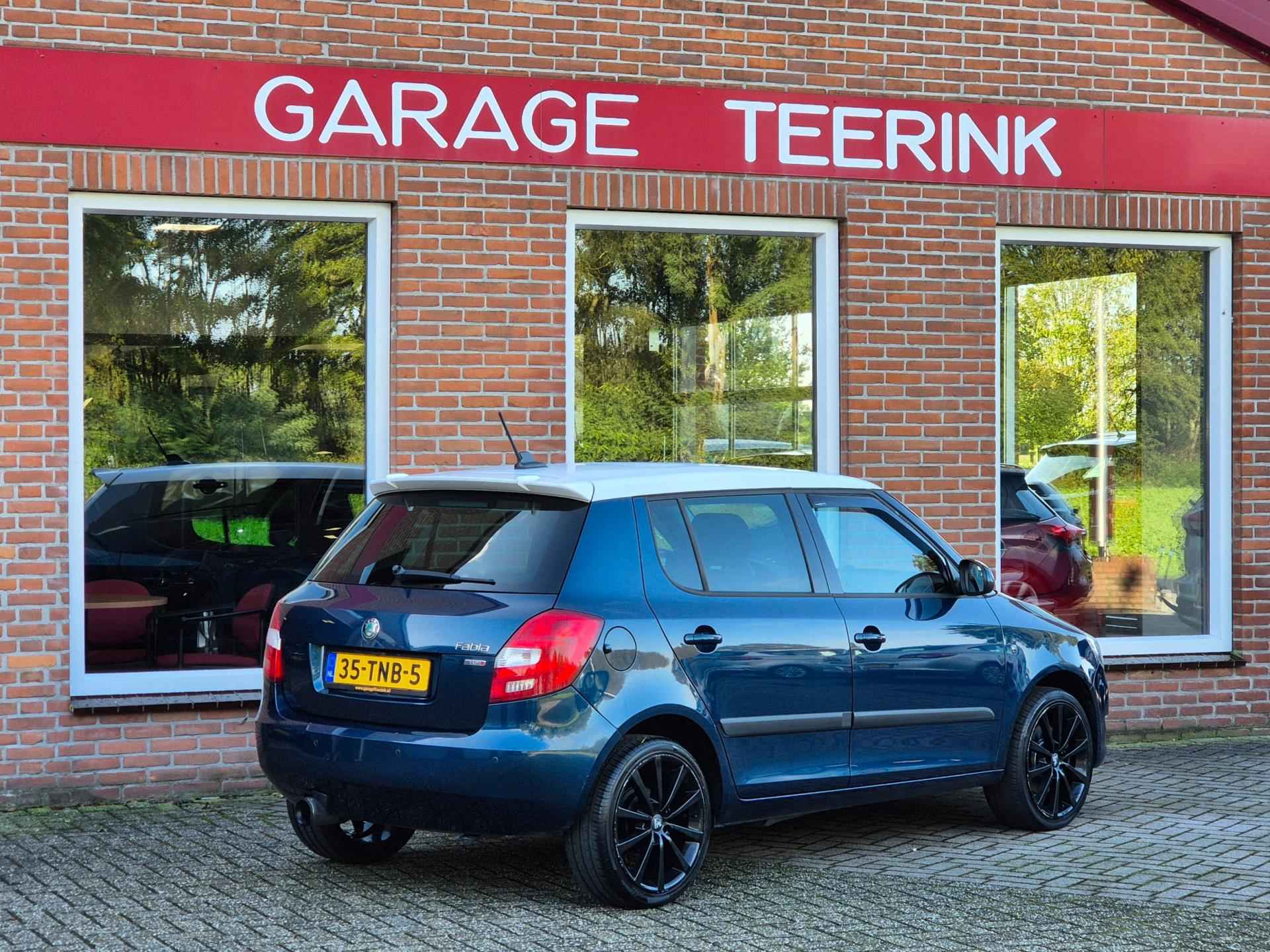 Skoda Fabia 1.2 TSI Elegance 105PK 5drs AUTOMAAT clima, cruise, navi, pdc, lmv RIJKLAAR - 4/18