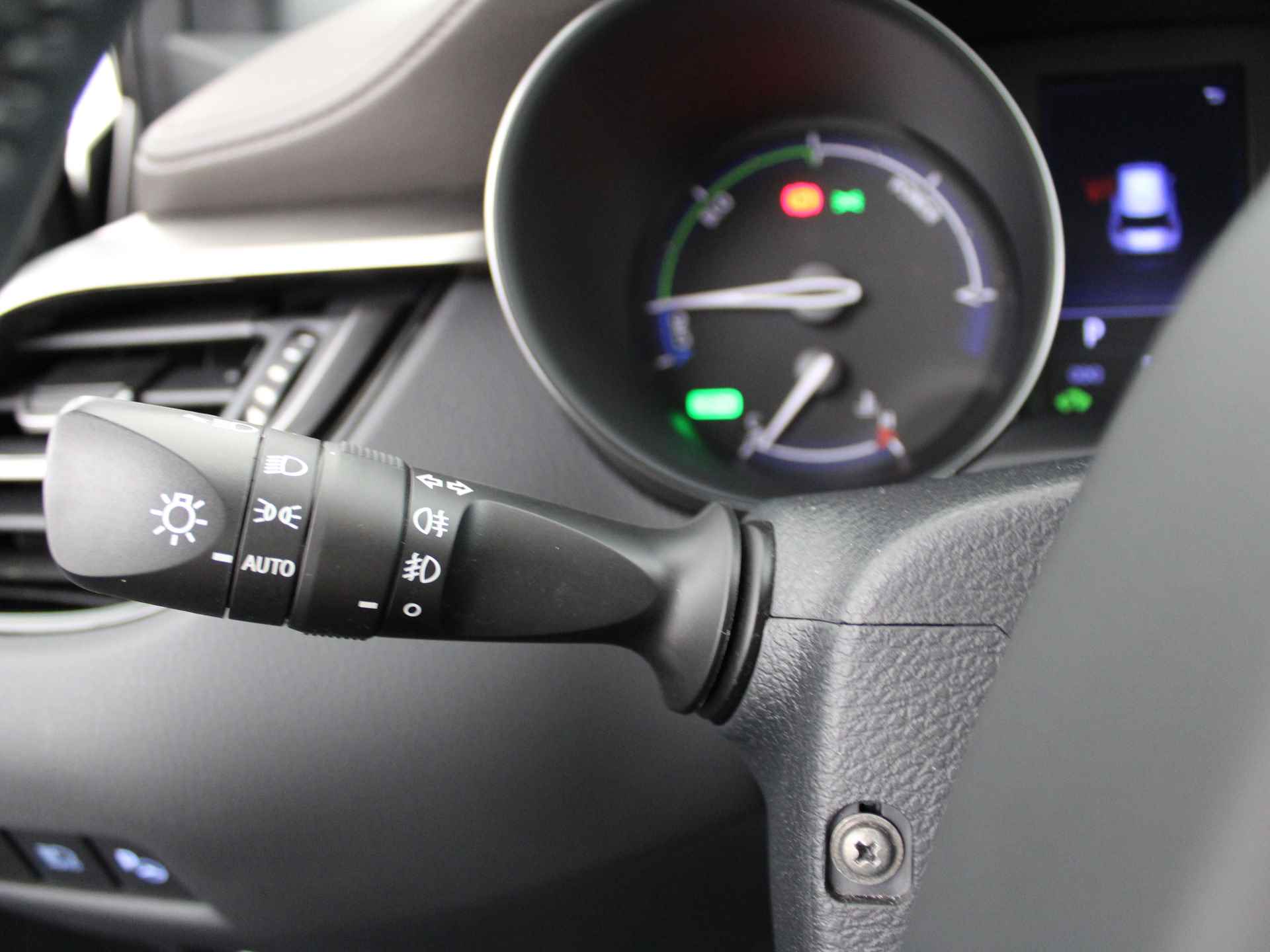Toyota C-HR 2.0 Hybrid Executive | LED | Navigatie | Adap. Cruise control | Parkeersensoren | Apple Carplay & Android Auto | 184PK! - 23/44