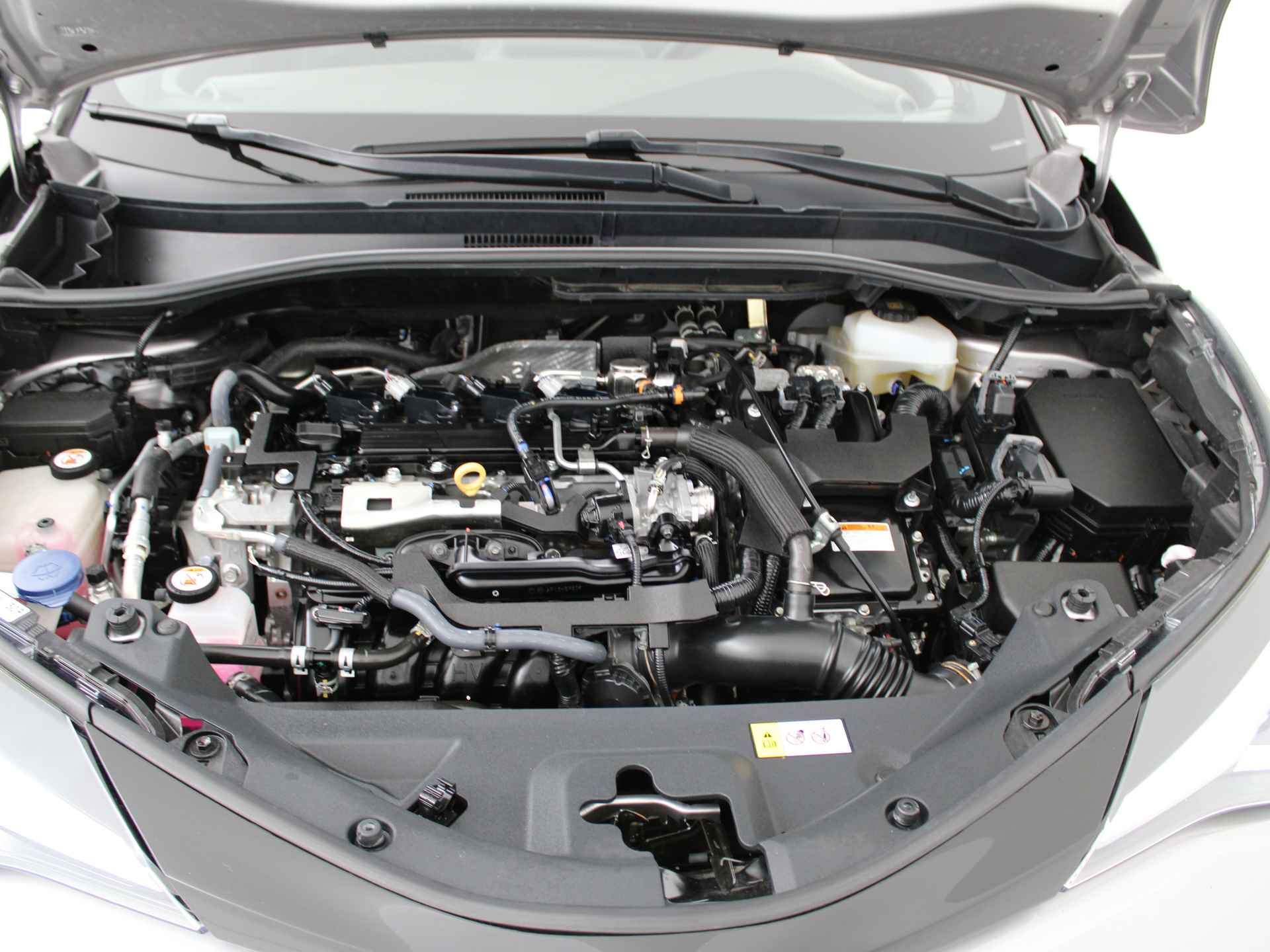 Toyota C-HR 2.0 Hybrid Executive | LED | Navigatie | Adap. Cruise control | Parkeersensoren | Apple Carplay & Android Auto | 184PK! - 38/44