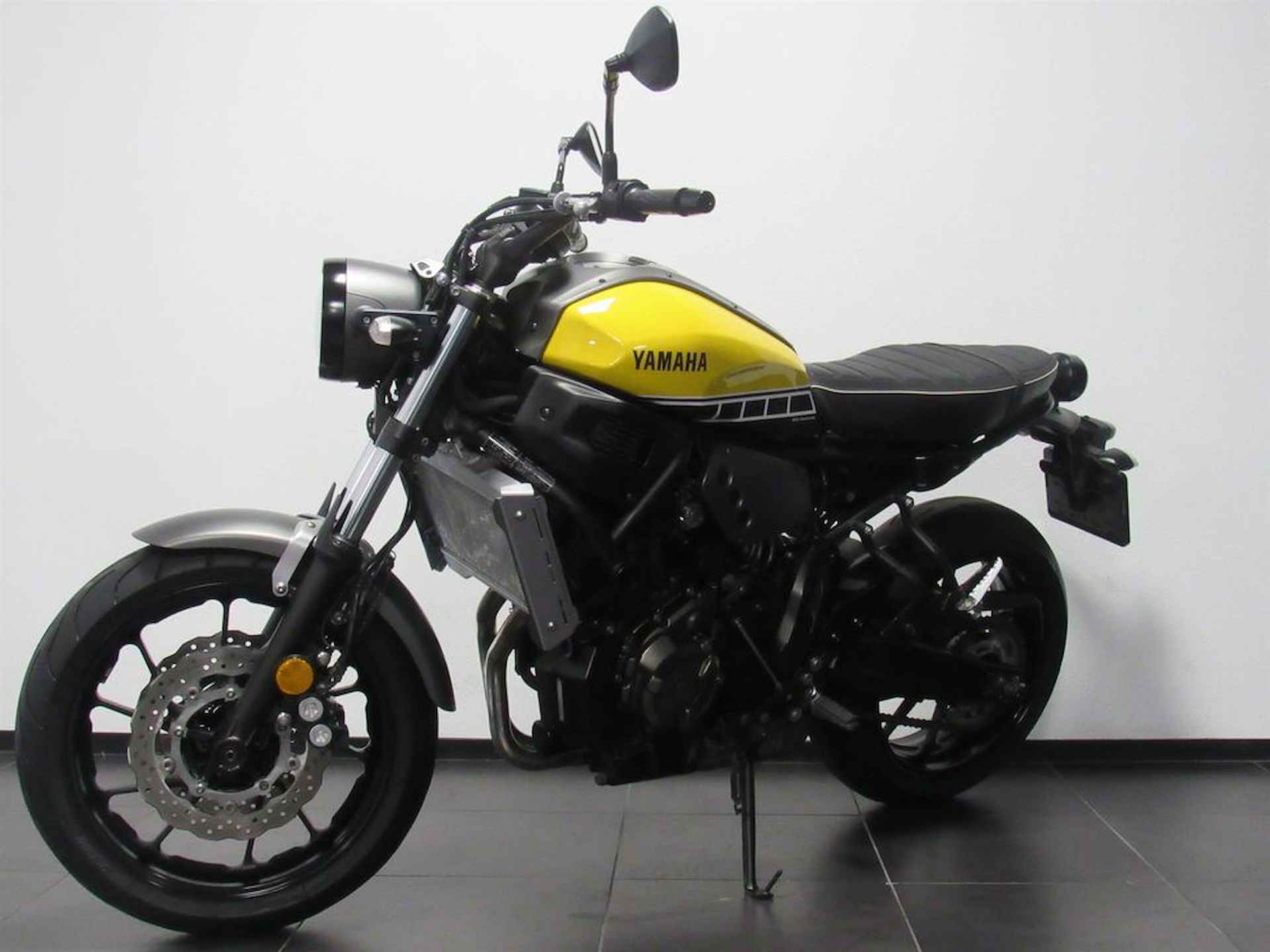 Yamaha XSR 700 ABS - 3/14