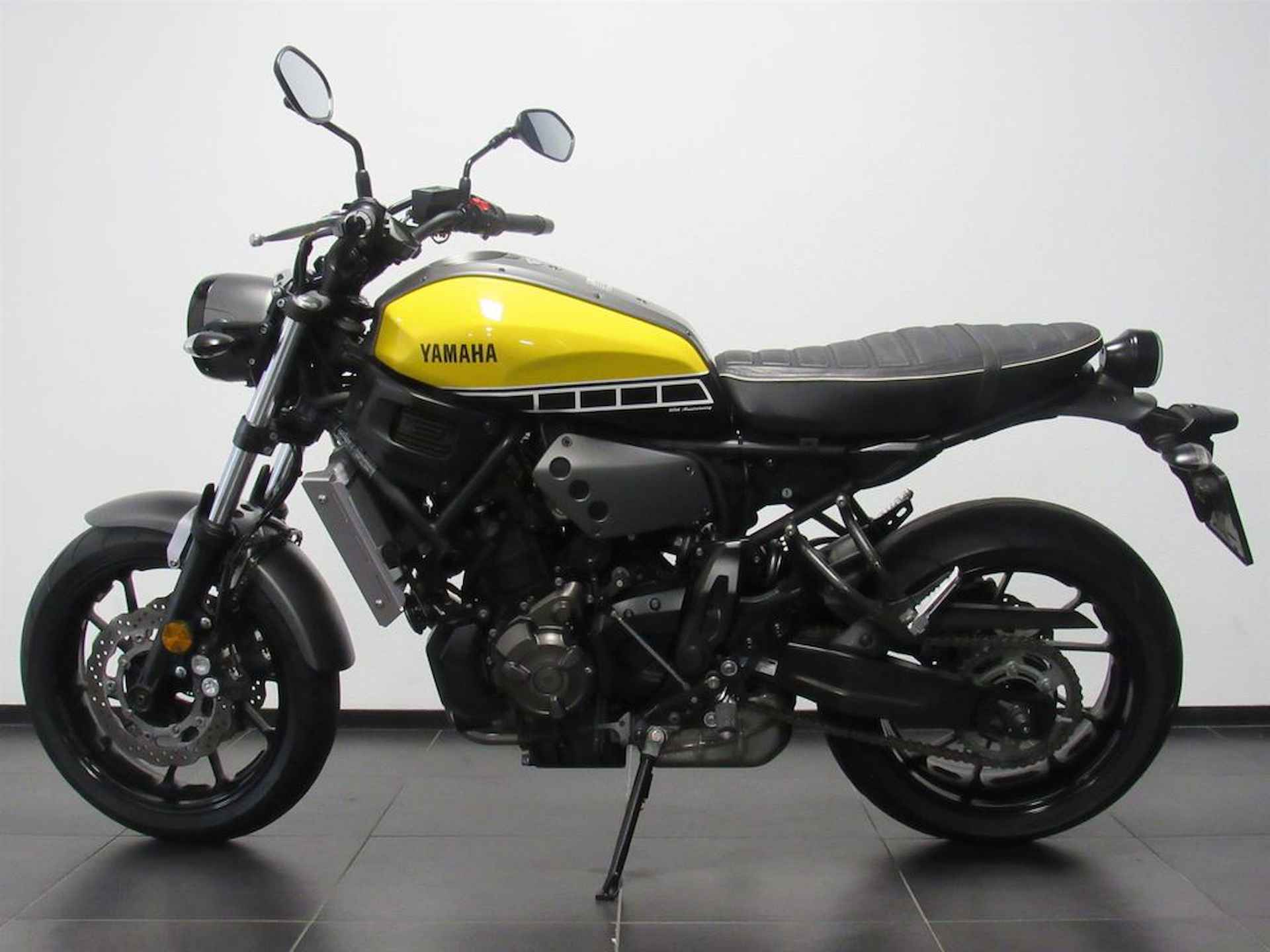 Yamaha XSR 700 ABS - 4/14