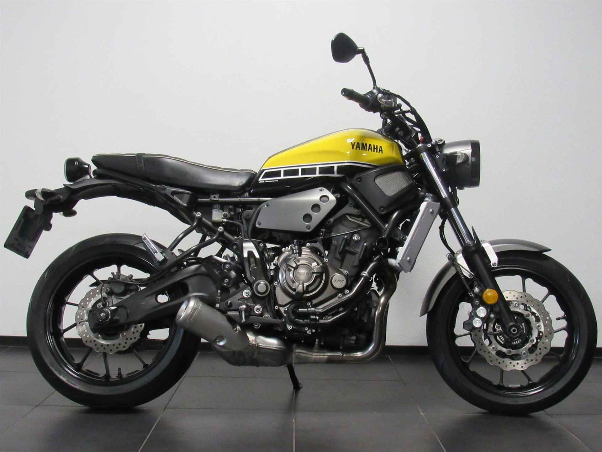 Yamaha XSR 700 ABS - 2016 - 1/14