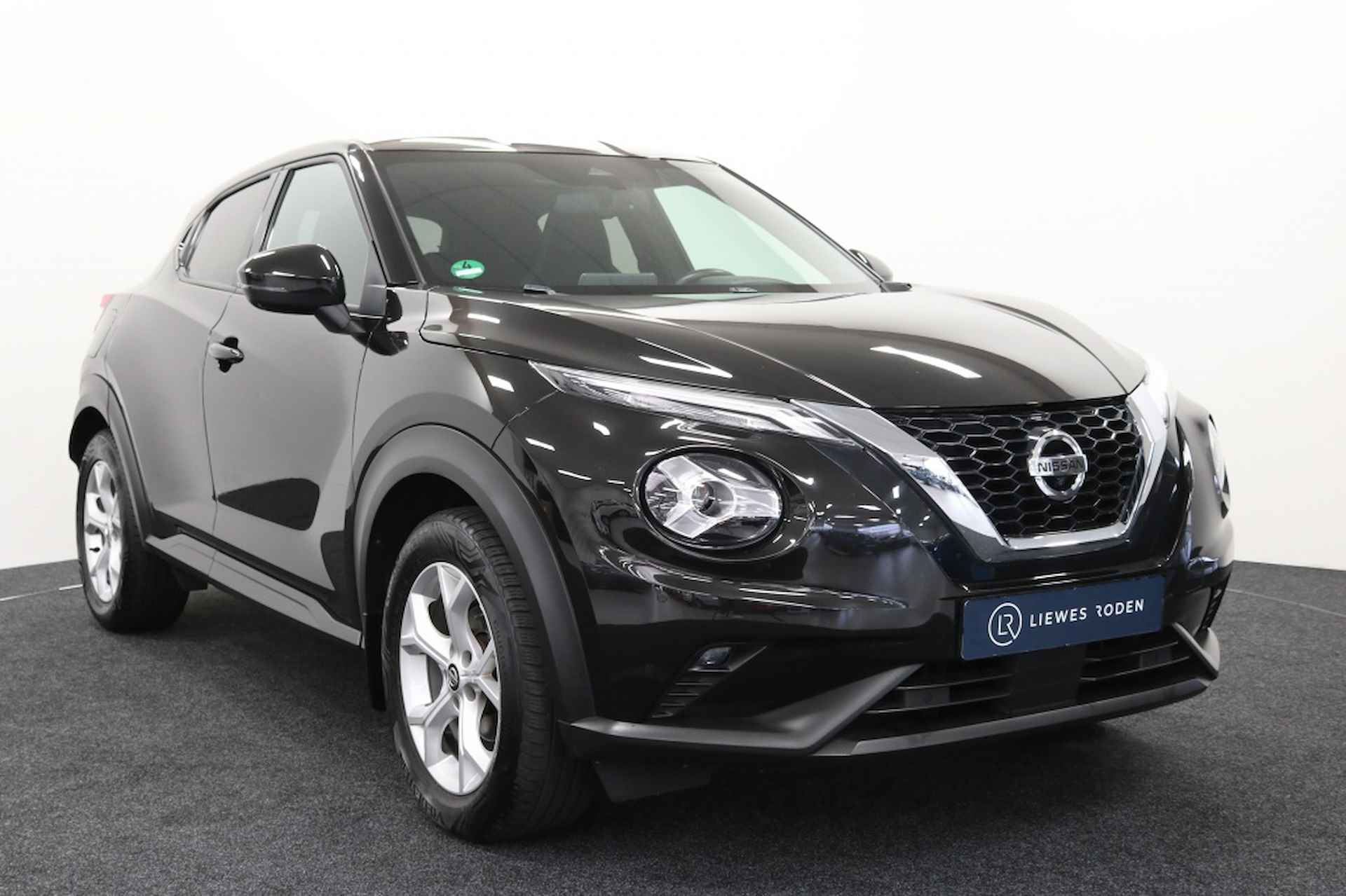 Nissan Juke 1.0 DIG-T N-Connecta (+ Trekhaak) - 10/29