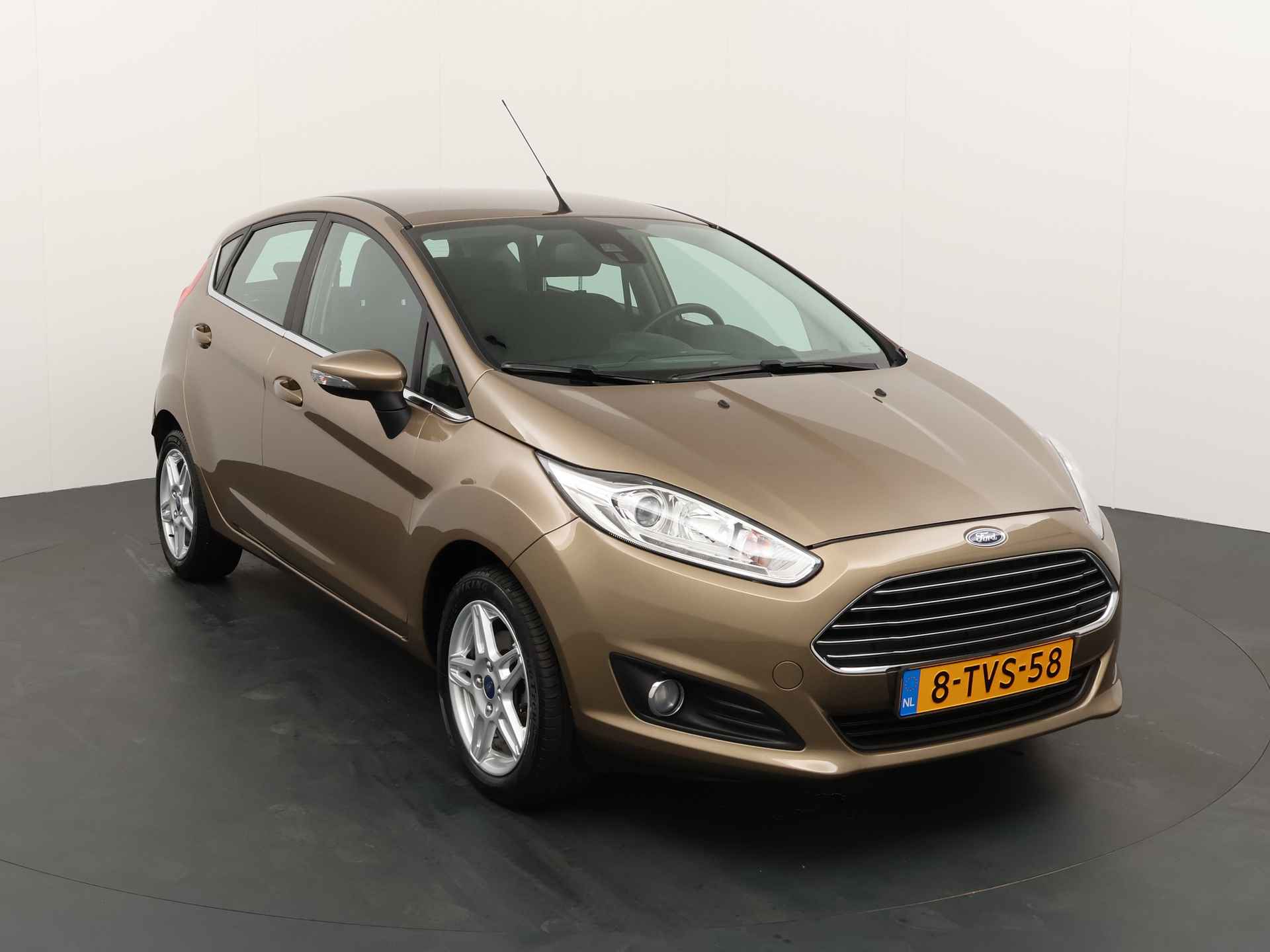 Ford Fiesta EcoBoost 100PK Titanium | Slechts 38.819KM !! | Cruise | Climate | Trekhaak | Parkeersens. achter - 7/20