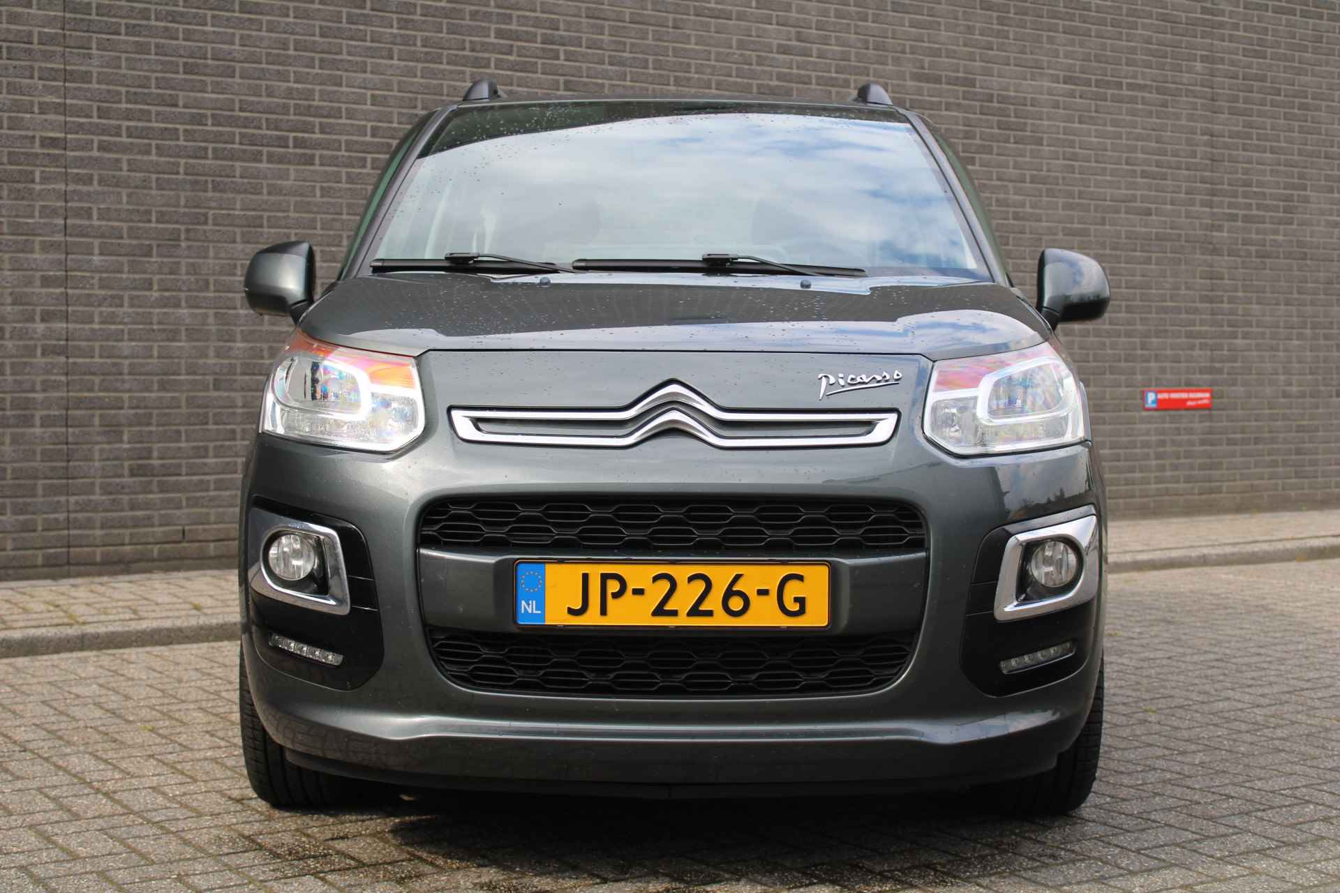 Citroën C3 Picasso 1.2 PureTech Exclusive Airco, Cruise control, Trekhaak, LM velgen, Radio/CD, Parkeersensoren achter, - 8/28