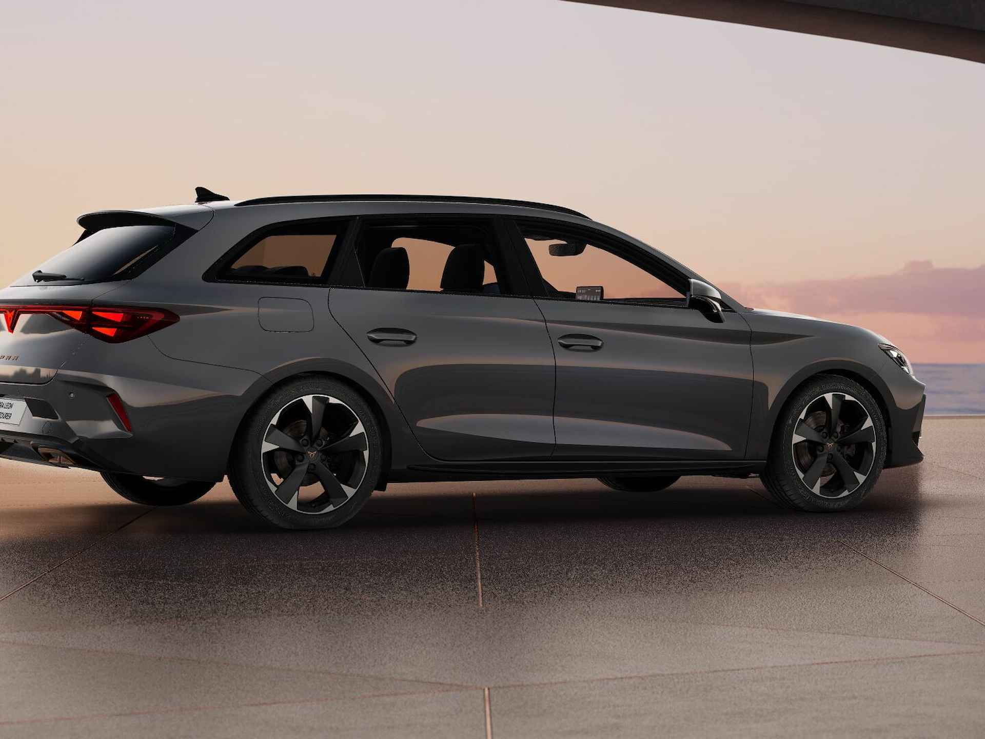 CUPRA Leon Sportstourer 1.5 TSI e-Hybrid 204 6DSG Business - 4/18