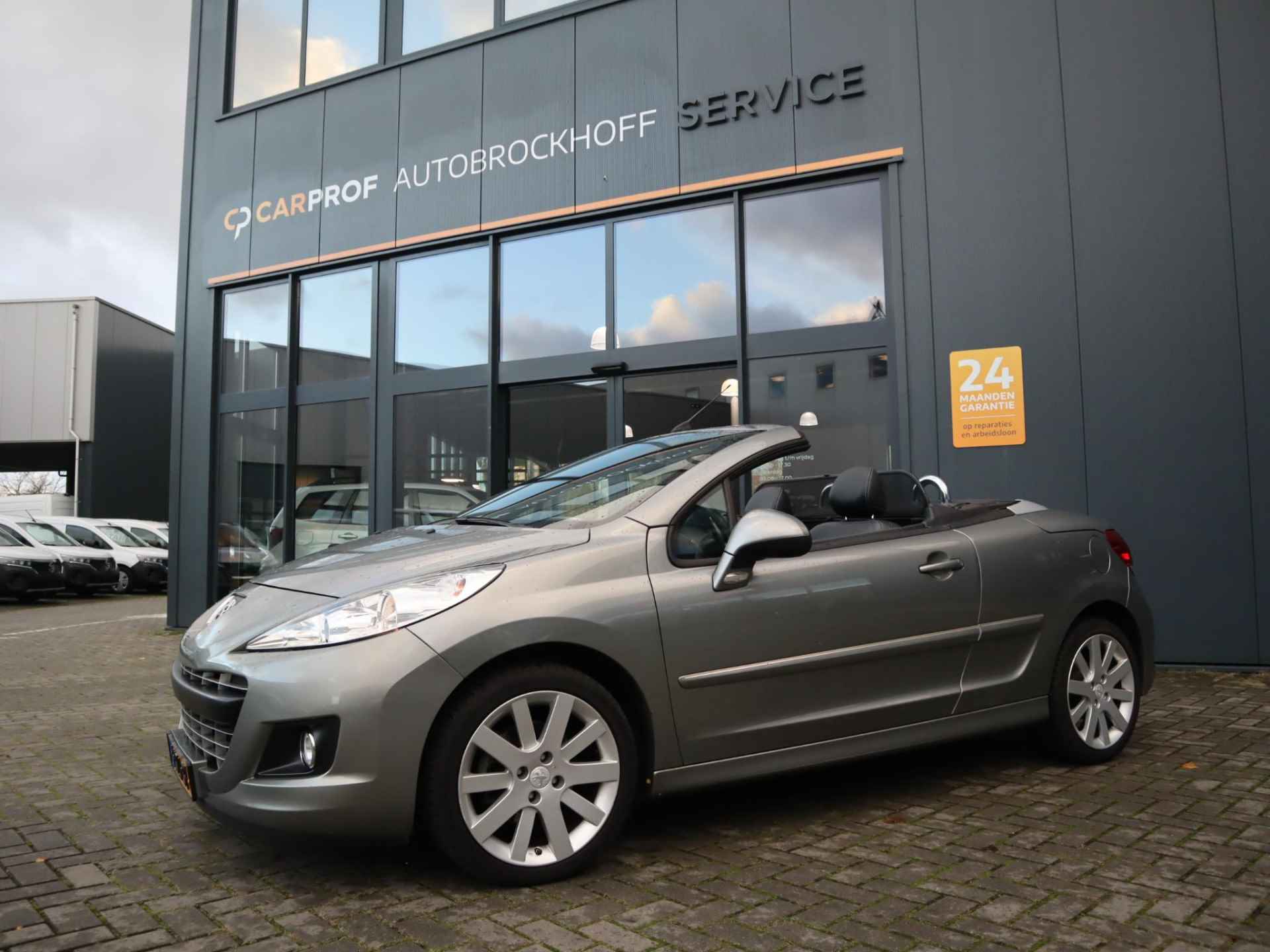 Peugeot 207 CC 1.6 VTi Griffe | Cabrio | Climate control | Elektrische ramen | Lichtmetalen velgen | Lederen bekleding | Cruise control - 6/36