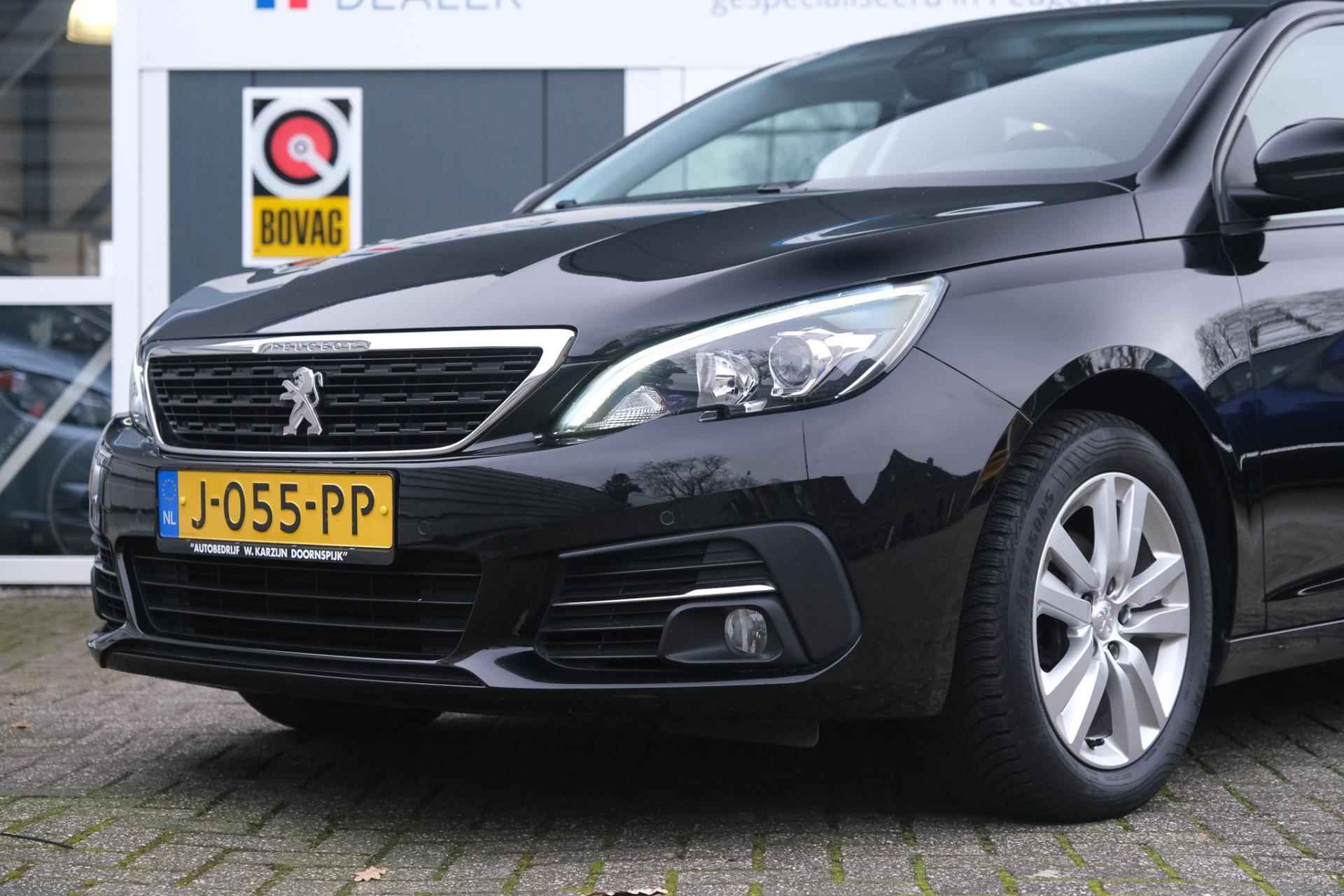 Peugeot 308 1.2 PureTech Blue Lease Executive - 3/38