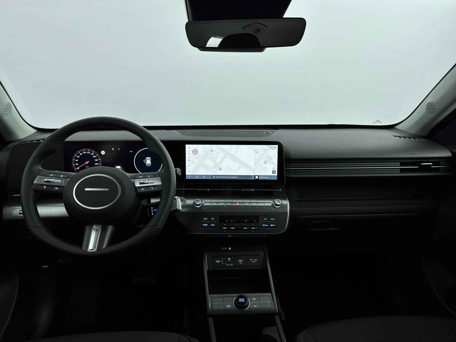 Hyundai Kona Electric Comfort 65.4 kWh | Gratis 19" Lm-wielen! | Incl. €6700,- Prijspakkersactie! | Warmtepomp | V2L | Adaptive cruise | Navigatie | - 11/32