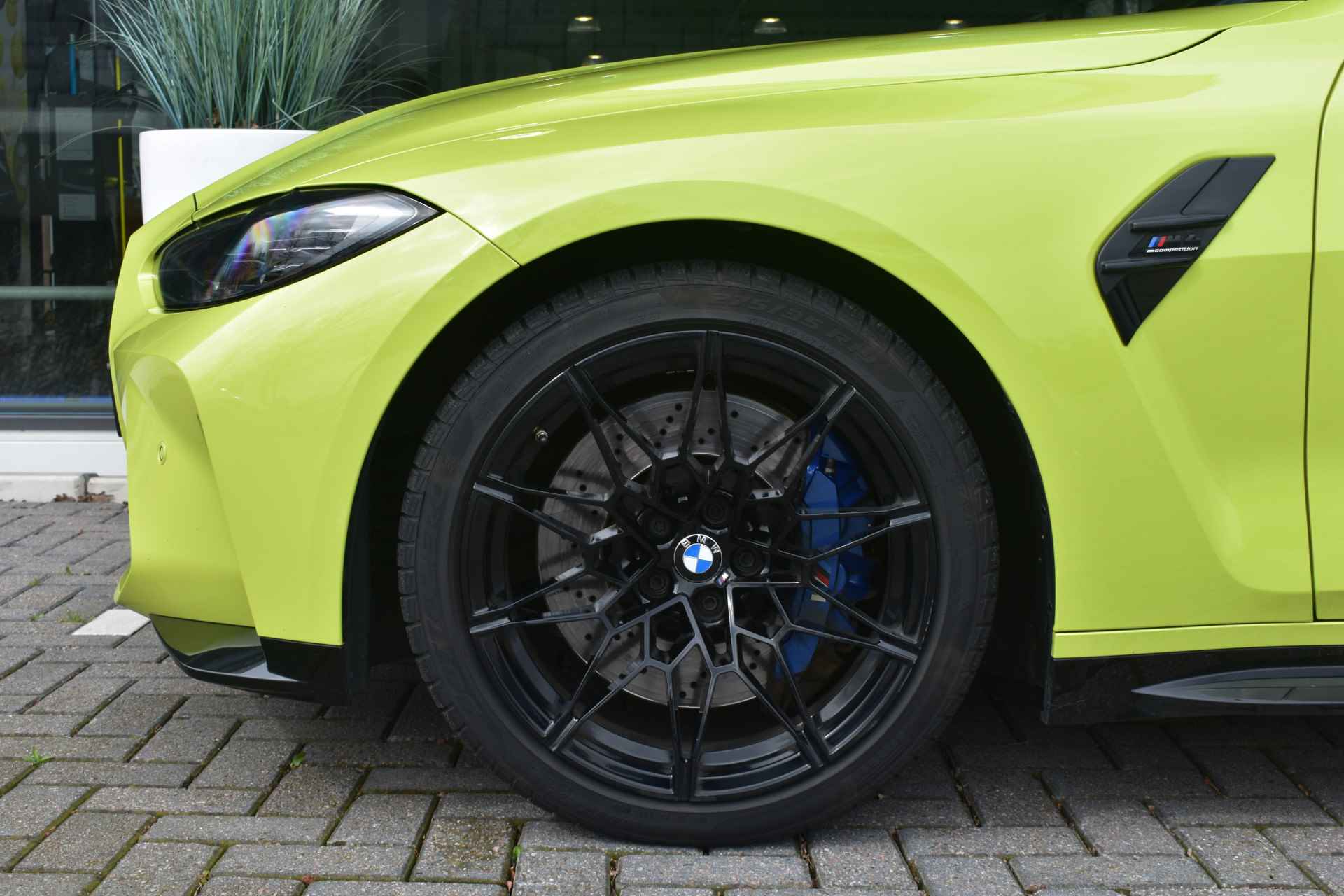 BMW 4 Serie Coupé M4 xDrive Competition Automaat / M Sportstoelen / M Adaptief onderstel / Stoelverwarming / Head-Up / Cruise Control / Live Cockpit Professional / Getint glas achter - 18/53