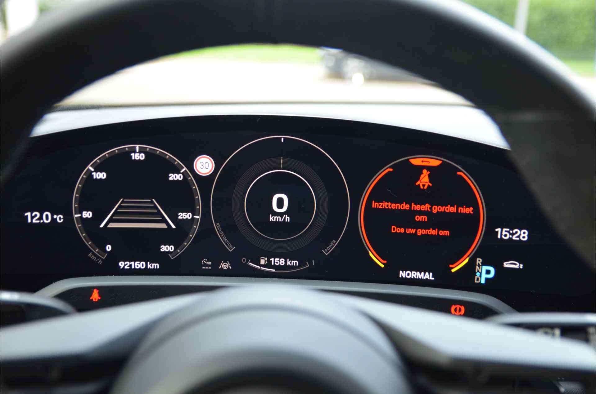 Porsche Taycan 4S Performance 84 kWh 21", Pano, Sport Chrono clock, MARGE - 18/36