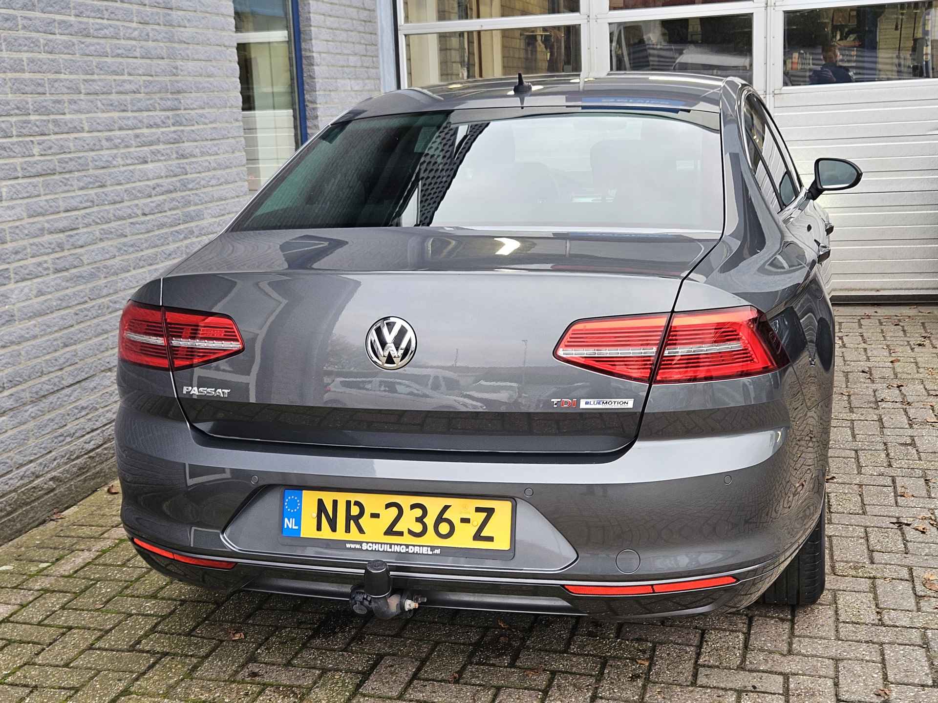 Volkswagen Passat 1.6 TDI Connected Series Inclusief Afleveringskosten - 5/26