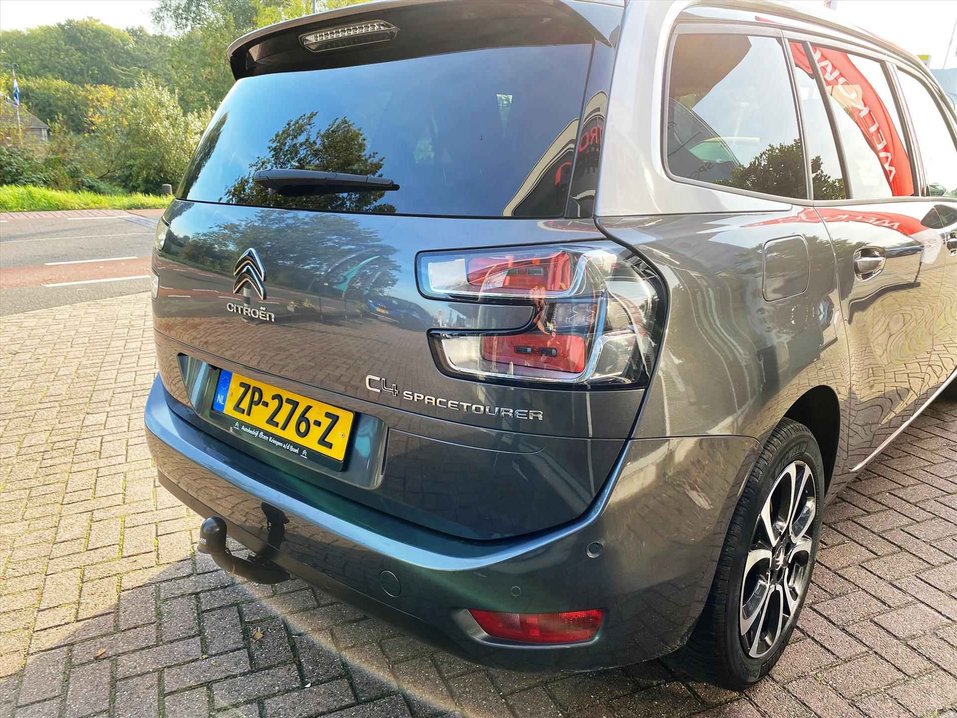 Citroen Grand C4 Picasso 130pk EAT8 Automaat Feel 7-zits | trekhaak, camera, parkeersensoren v&a, 17 inch velgen, navigatie, dab, dodehoekdetectie, android, apple. climate - 29/63