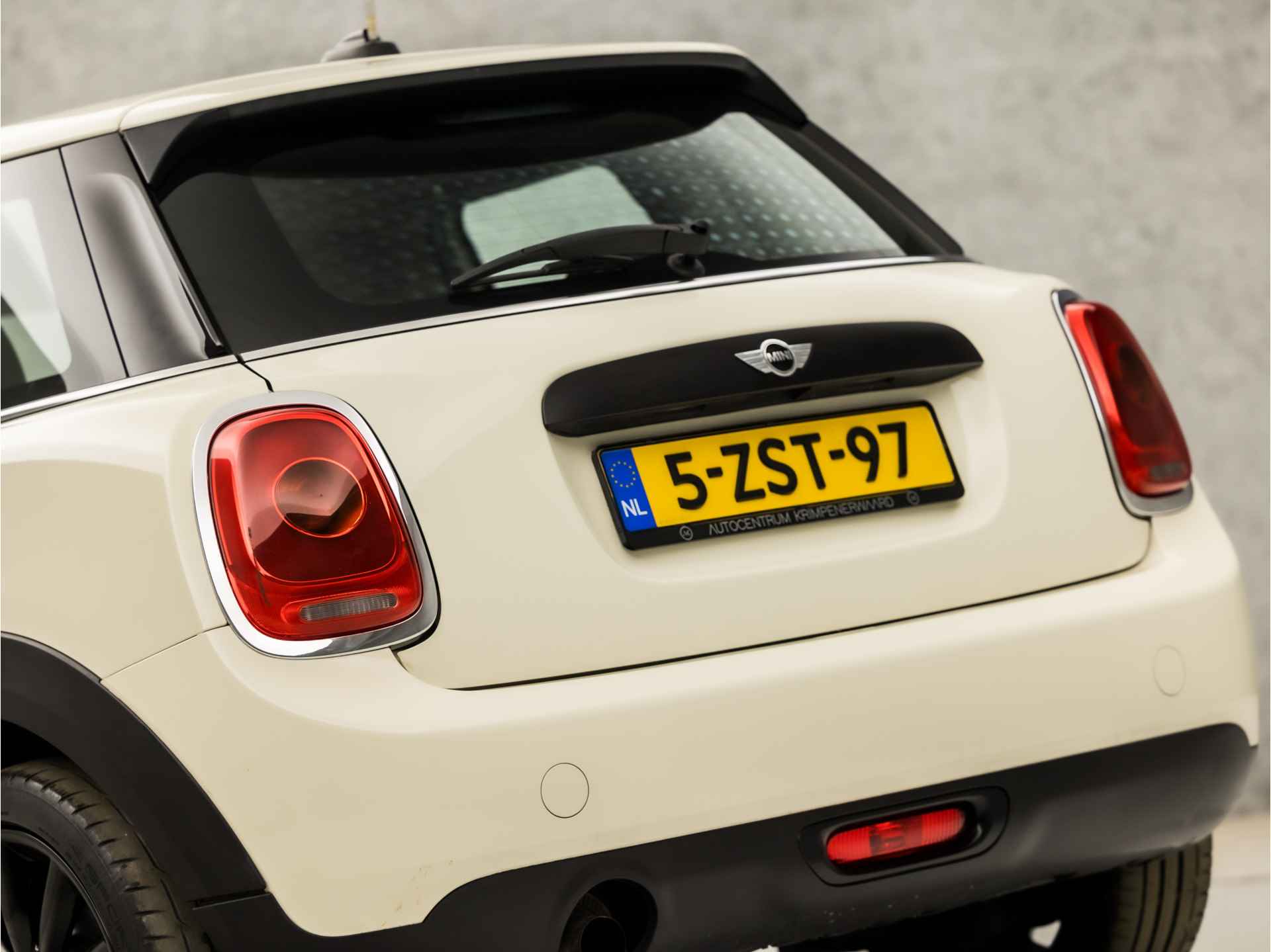 MINI Mini 1.2 One Sport (NAVIGATIE, 5 DEURS, DEALER ONDERHOUDEN, CRUISE, SPORTSTOELEN, ELEK RAMEN, NIEUWE APK, LM VELGEN, NIEUWSTAAT) - 11/33