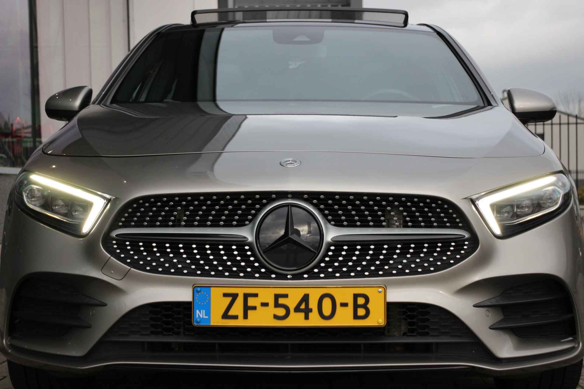 Mercedes-Benz A-Klasse 220 AMG Premium Plus | Night pakket | Leder | Pano | Sfeer | Burmester | - 6/44