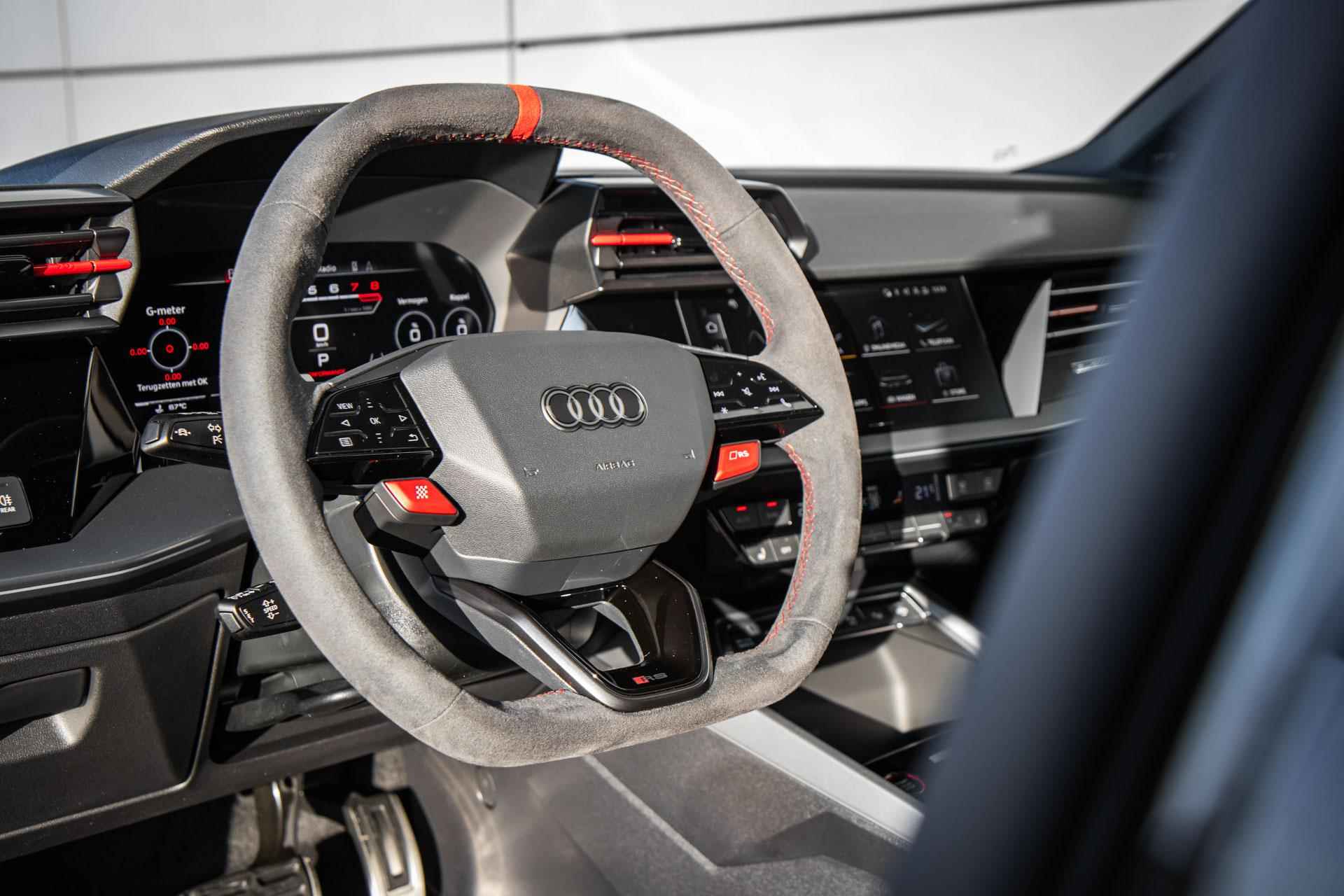 Audi RS 3 Sportback 2.5 TFSI 400pk quattro | Glazen Panoramadak | LMV 19'' | Head-up Display - 19/53