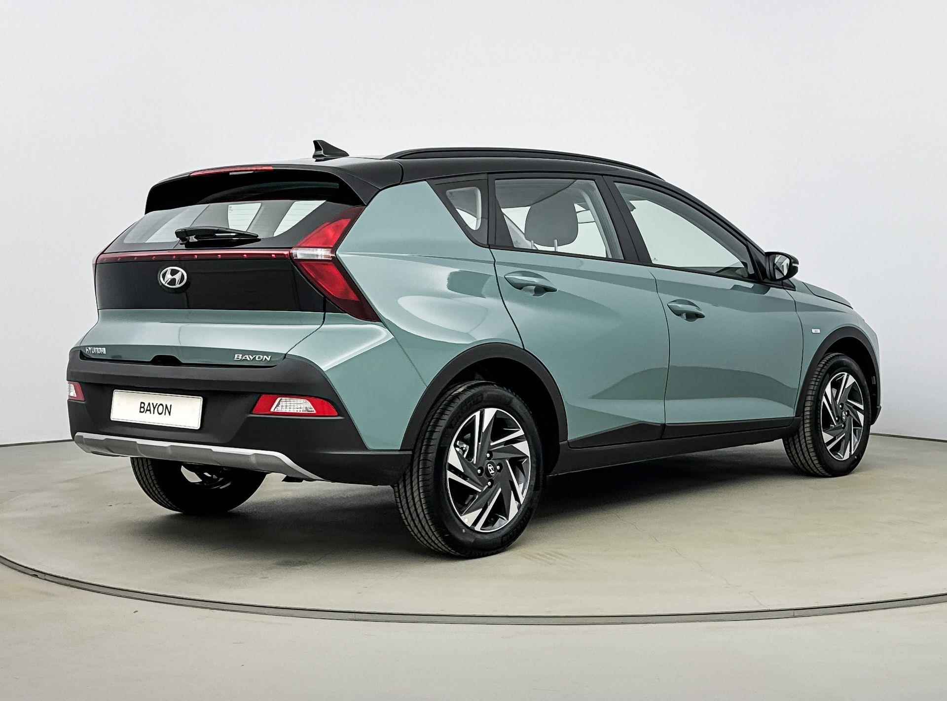 Hyundai Bayon 1.0 T-GDI Comfort Smart | Incl. €2000,- Voorraadactie! | Parkeersensoren | Navigatie | Camera | Lm-wielen | - 3/29