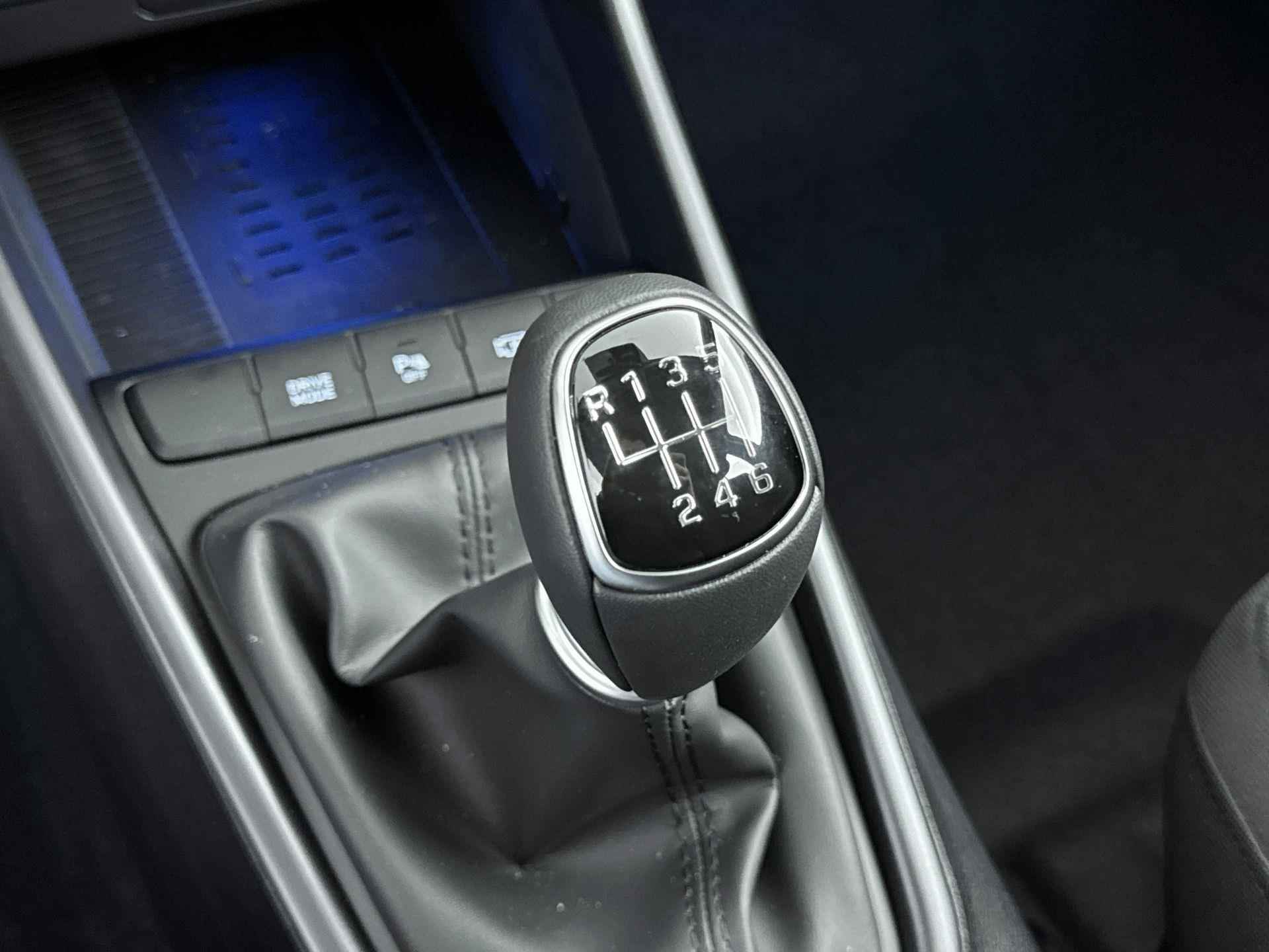Hyundai Bayon 1.0 T-GDI Comfort Smart | Incl. €2000,- Voorraadactie! | Parkeersensoren | Navigatie | Camera | Lm-wielen | - 24/29
