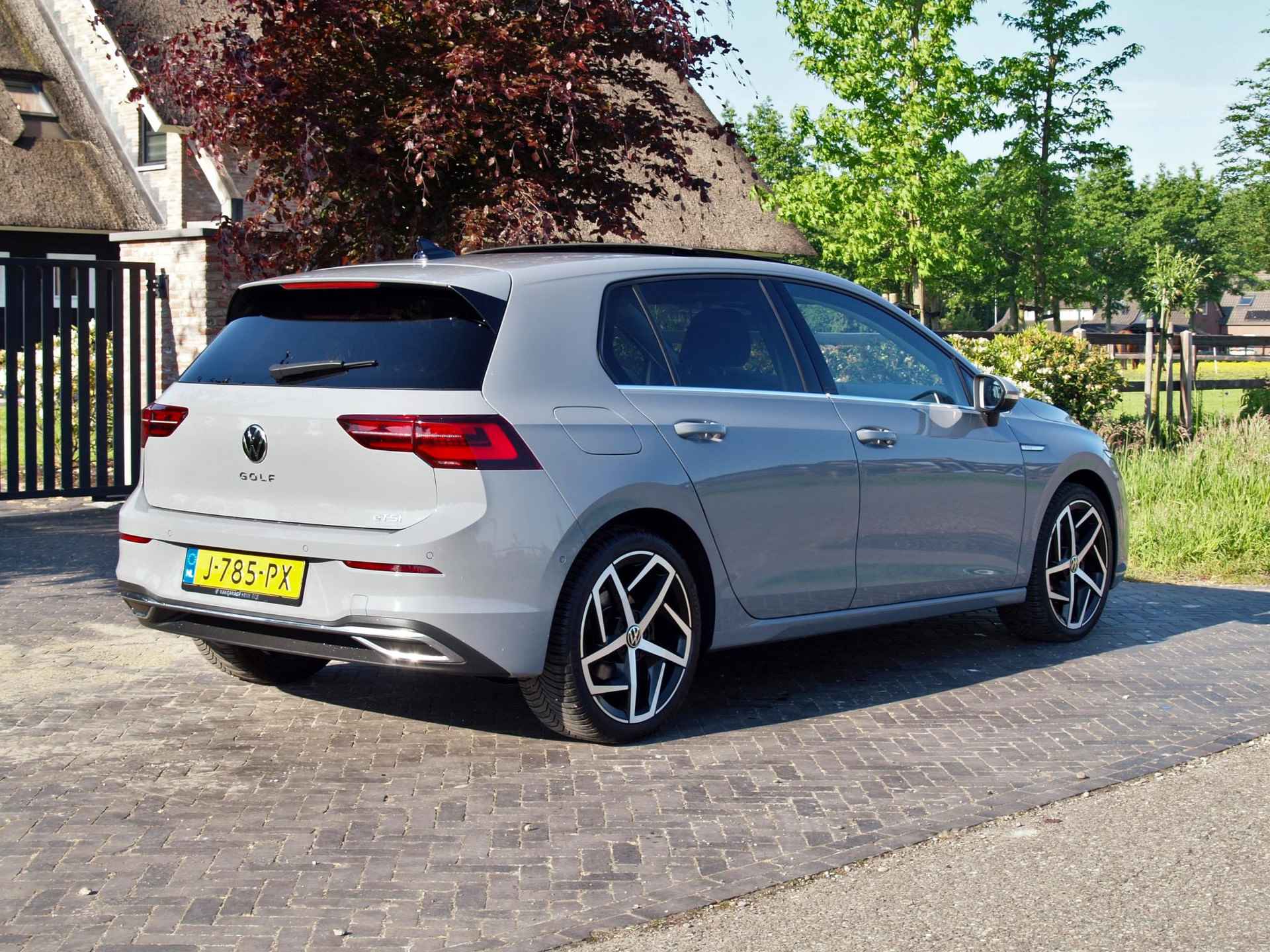 Volkswagen Golf 1.5 eTSI Style | Panoramadak | Camera | Apple Carplay | Cruise Control | - 7/38