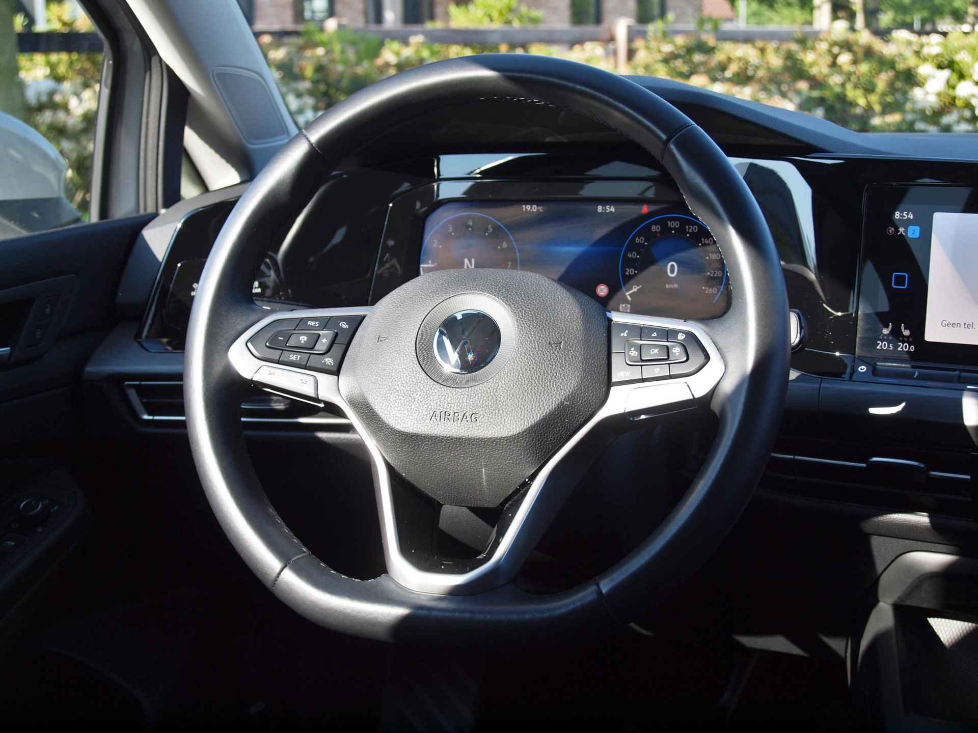 Volkswagen Golf 1.5 eTSI Style | Panoramadak | Camera | Apple Carplay | Cruise Control | - 18/38