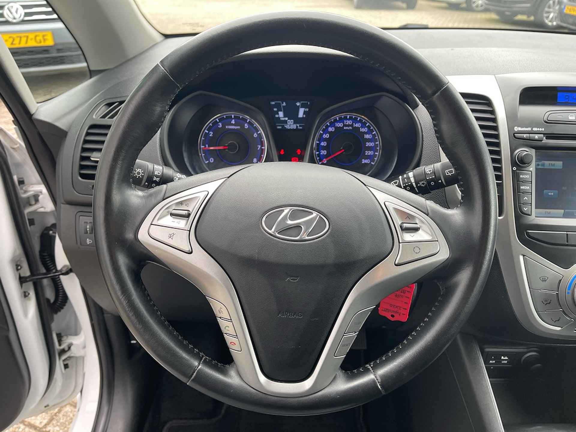 Hyundai ix20 1.4i Go!, Airco, Nav, Camera, Trekhaak - 18/25