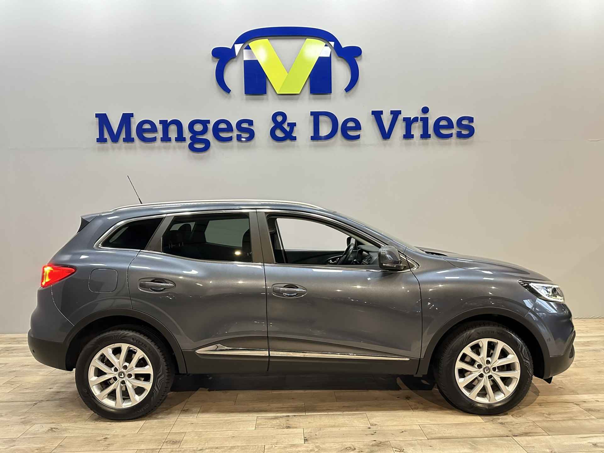 Renault Kadjar 1.5 dCi Intens Airco ECC | Navigatie | Cruise Control | Camera | Keyless | Half leder | Trekhaak | Isofix | NAP | - 2/44