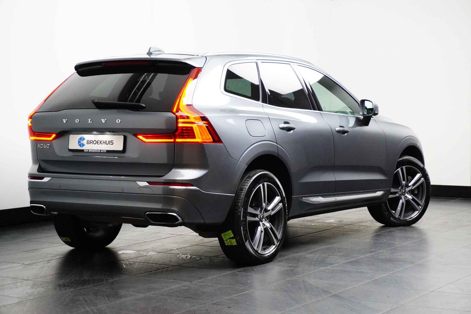 Volvo XC60 Recharge T6 AWD Inscription | Lounge Pack | Lightning Pack | Climate Pro Pack | Bowers & Wilkins audio | Luchtvering | Trekhaak - 5/38