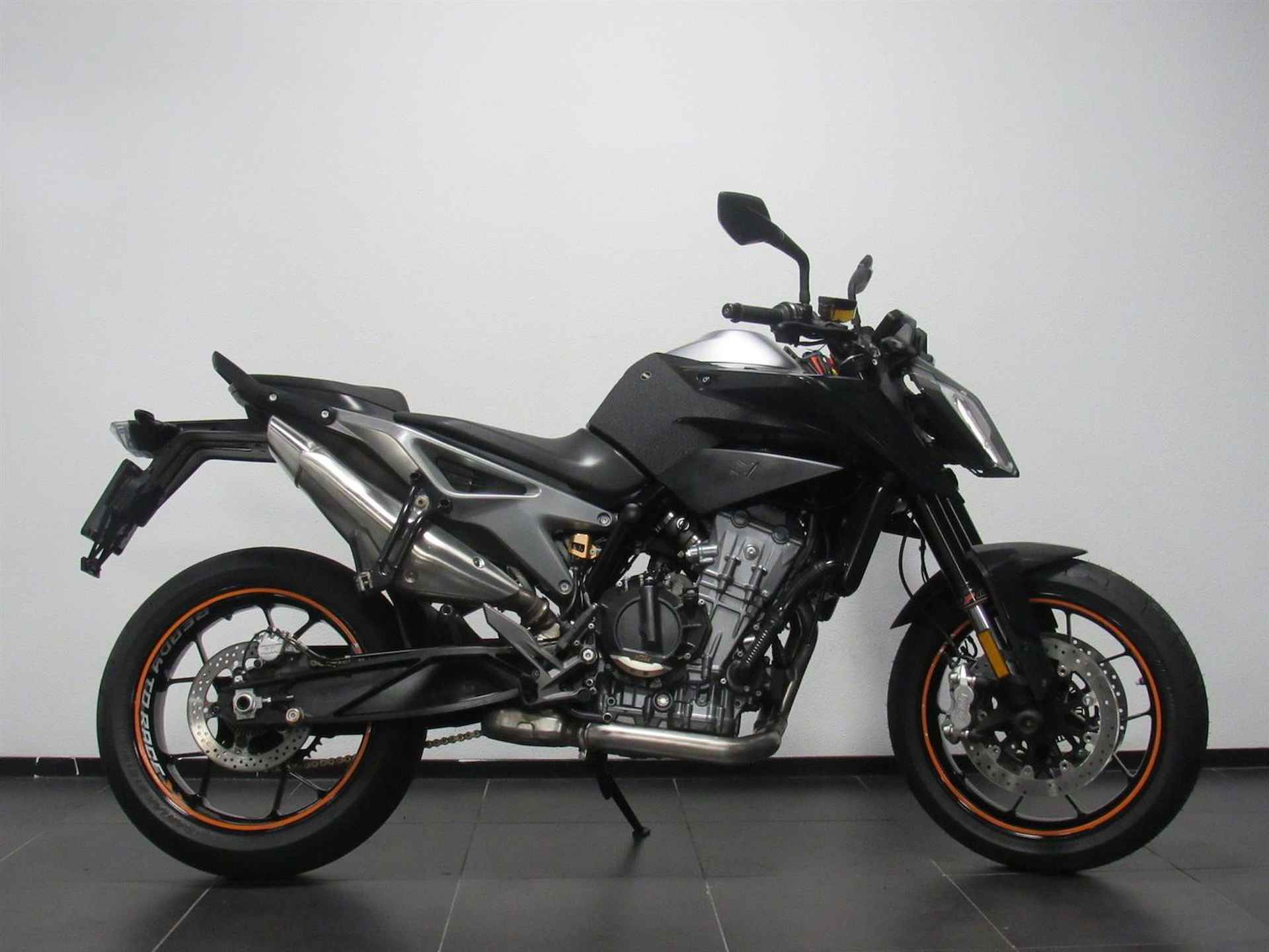 KTM 790 DUKE ABS - 2018 - 1/14