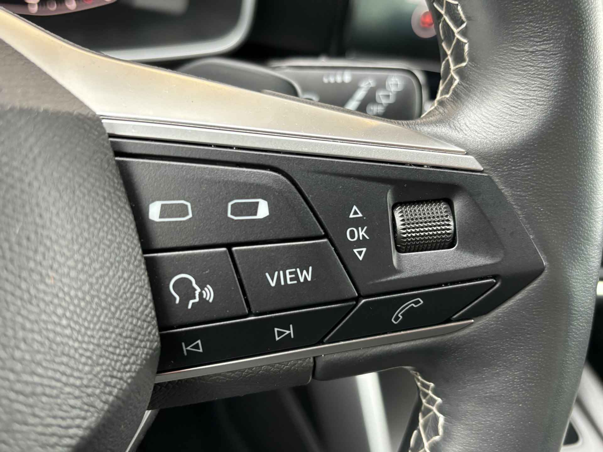 SEAT Leon 1.0 eTSI 110 pk Style Business Intense 7-DSG | Apple Carplay/Android Auto | Camera | Cruise control adaptief | - 18/31