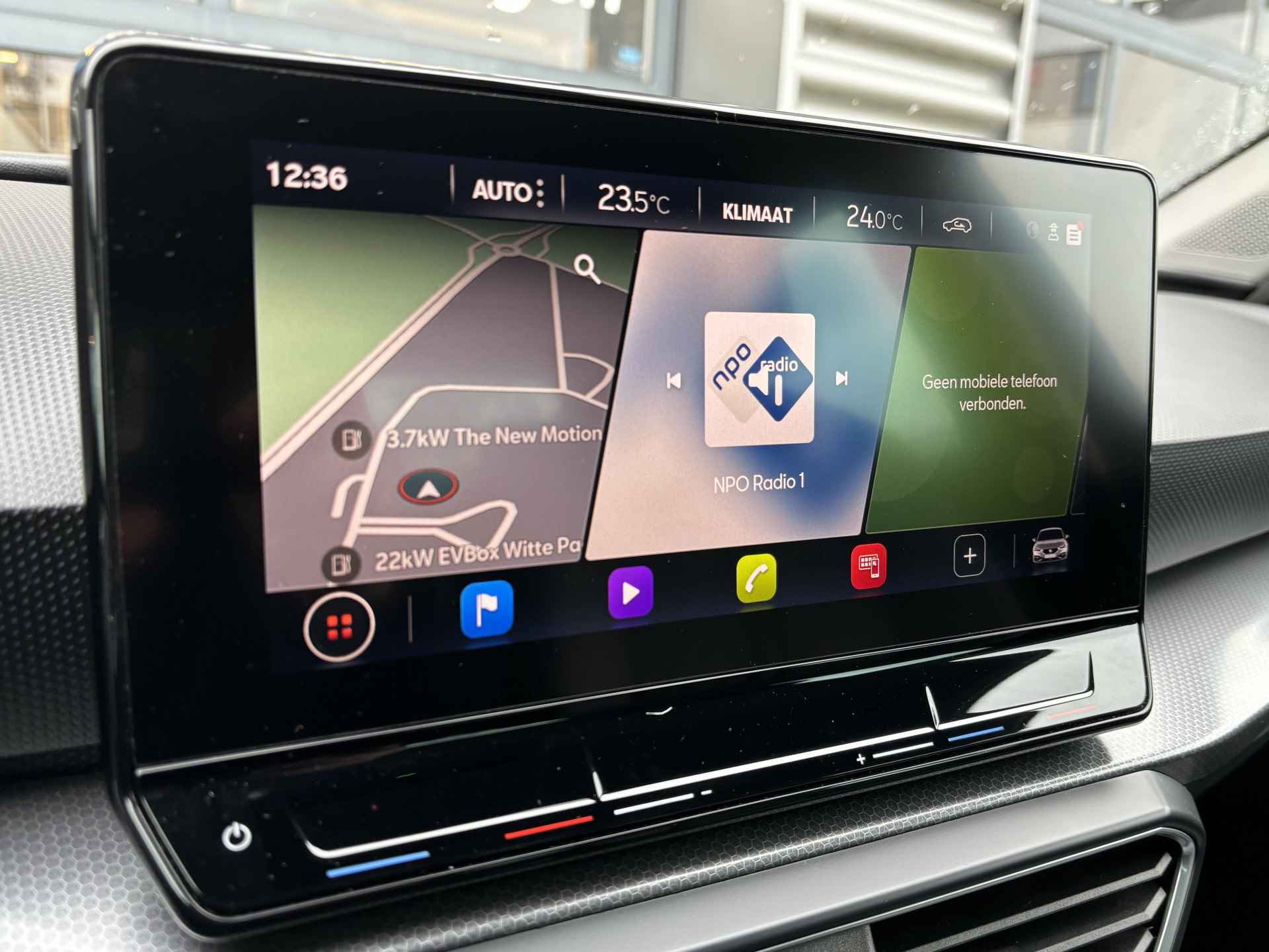 SEAT Leon 1.0 eTSI 110 pk Style Business Intense 7-DSG | Apple Carplay/Android Auto | Camera | Cruise control adaptief | - 22/31