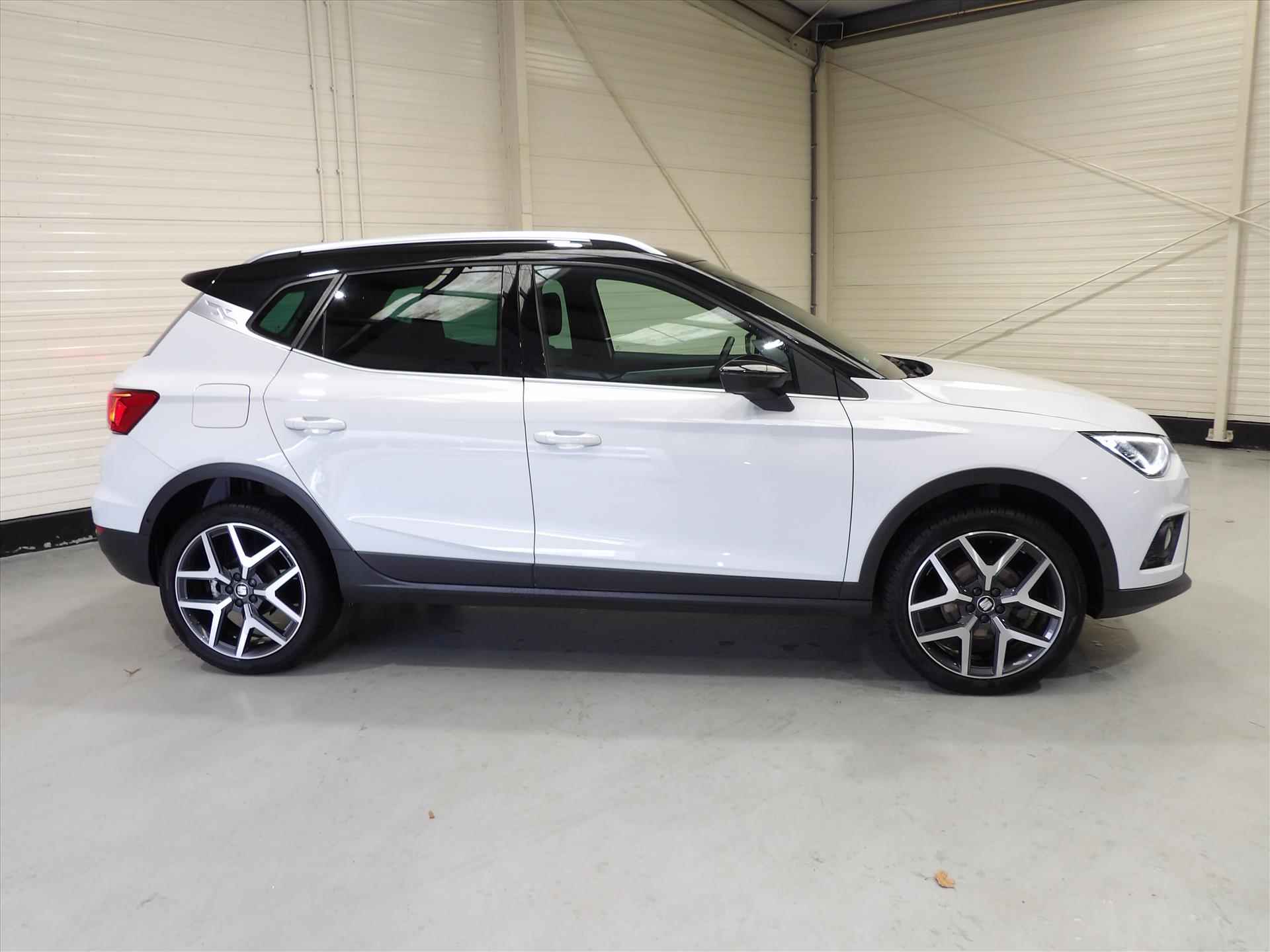 Seat Arona 1.0 TSI 115pk DSG-7 Xcellence Business Intense - 2/32