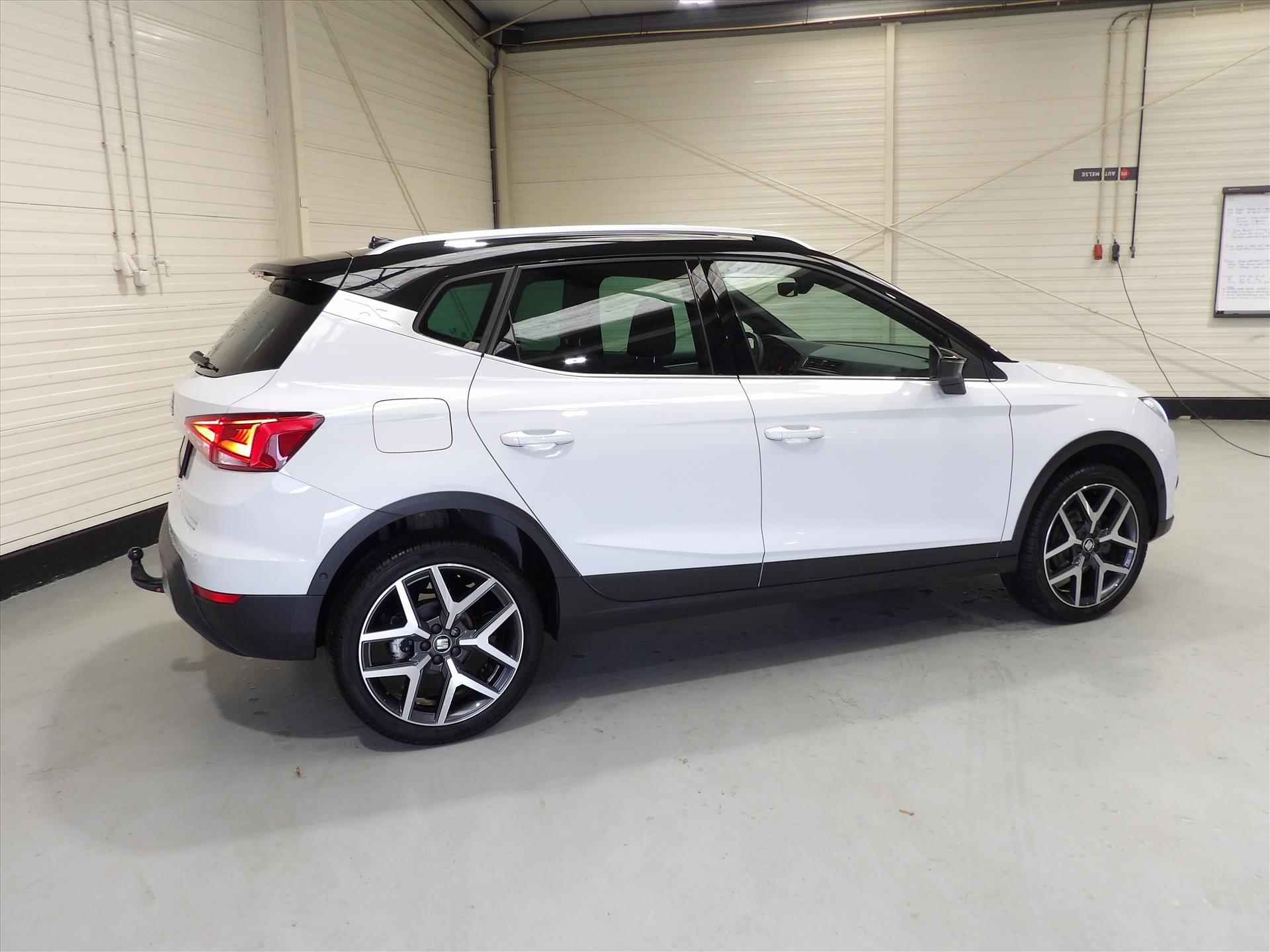 Seat Arona 1.0 TSI 115pk DSG-7 Xcellence Business Intense - 3/32