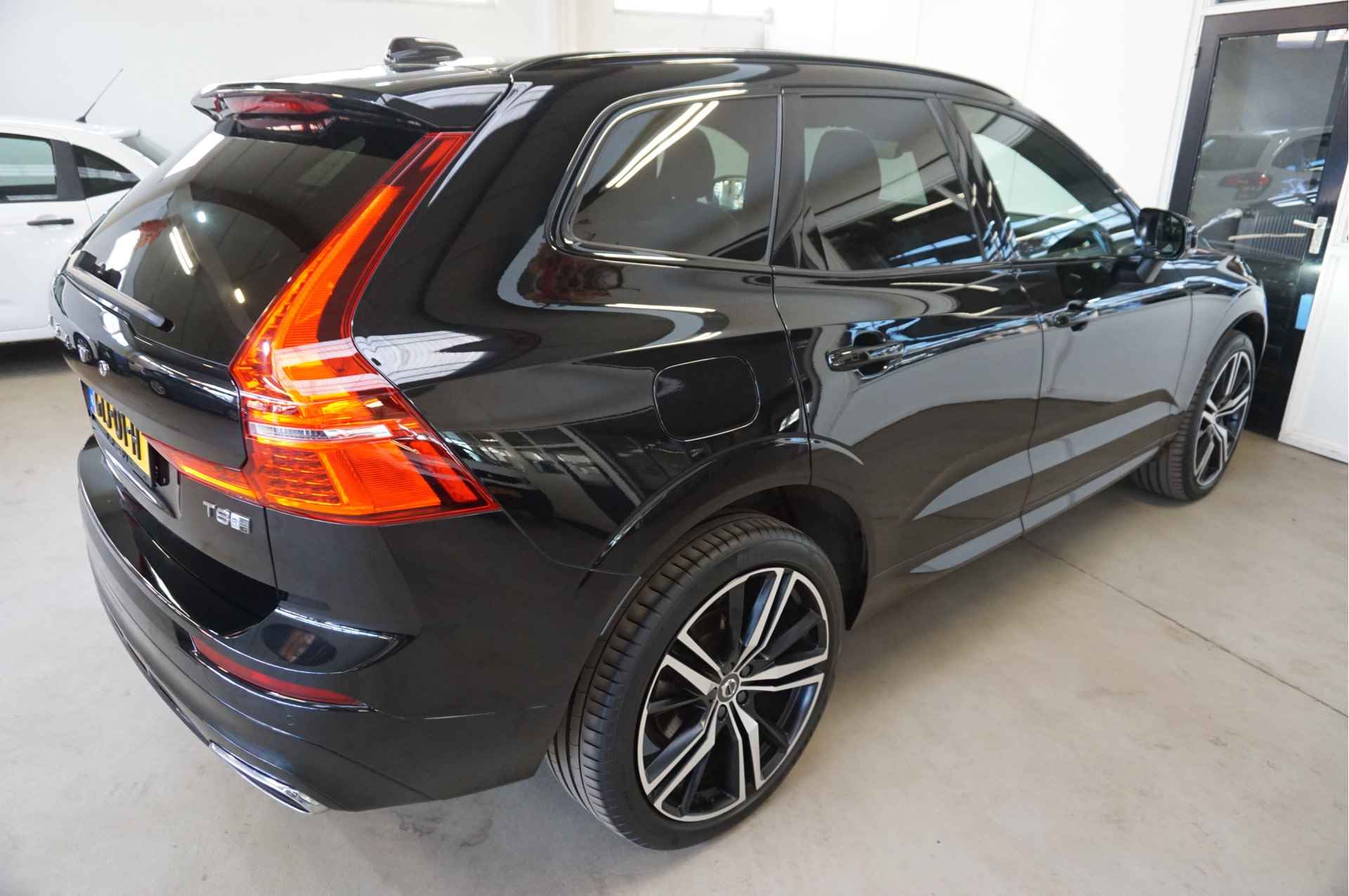 Volvo XC60 2.0 Recharge T8 AWD R-Design 21"Velgen - Pilot Assist Adaptief Cruiscontr. - 13/68