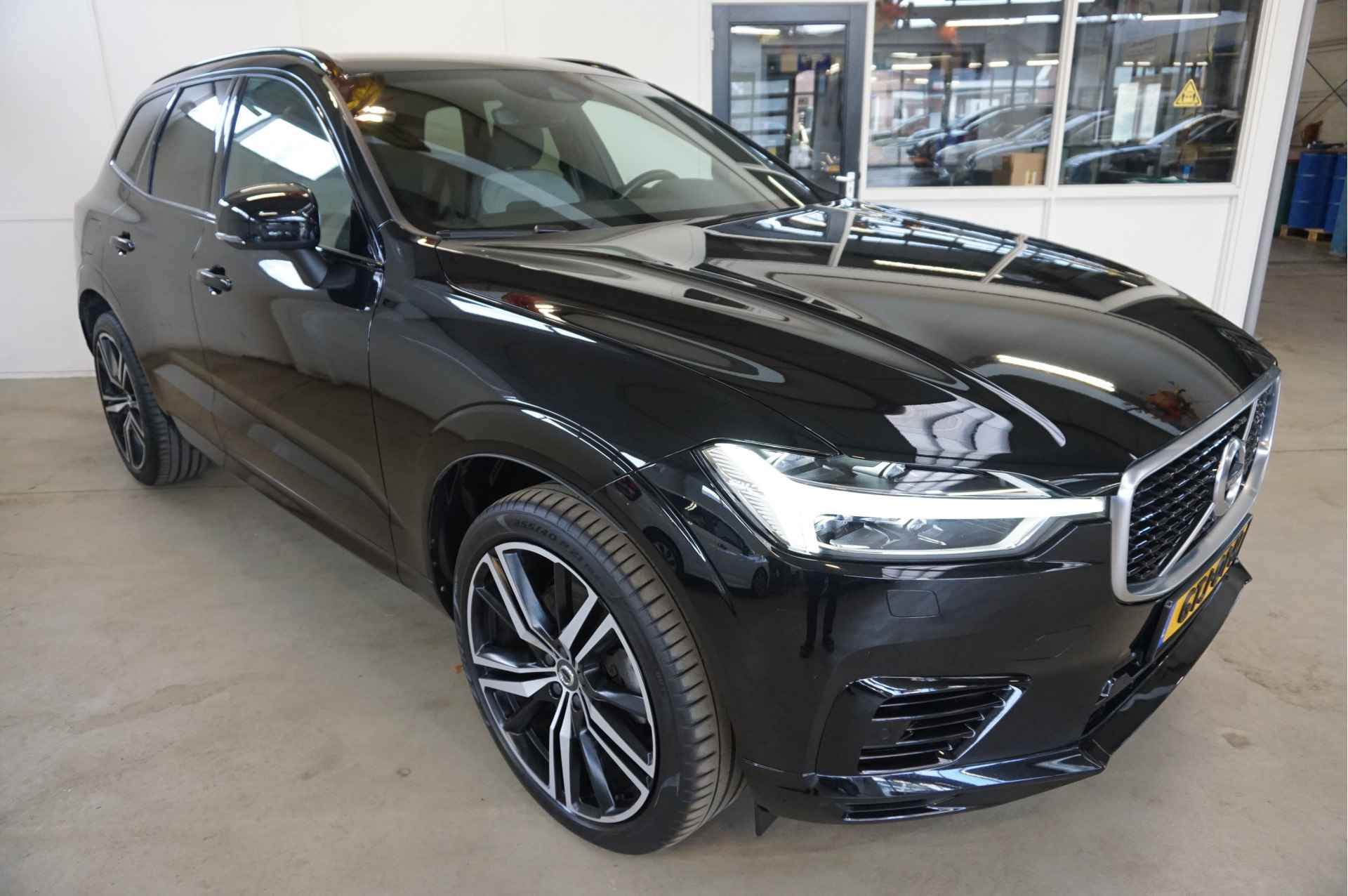 Volvo XC60 2.0 Recharge T8 AWD R-Design 21"Velgen - Pilot Assist Adaptief Cruiscontr. - 35/68